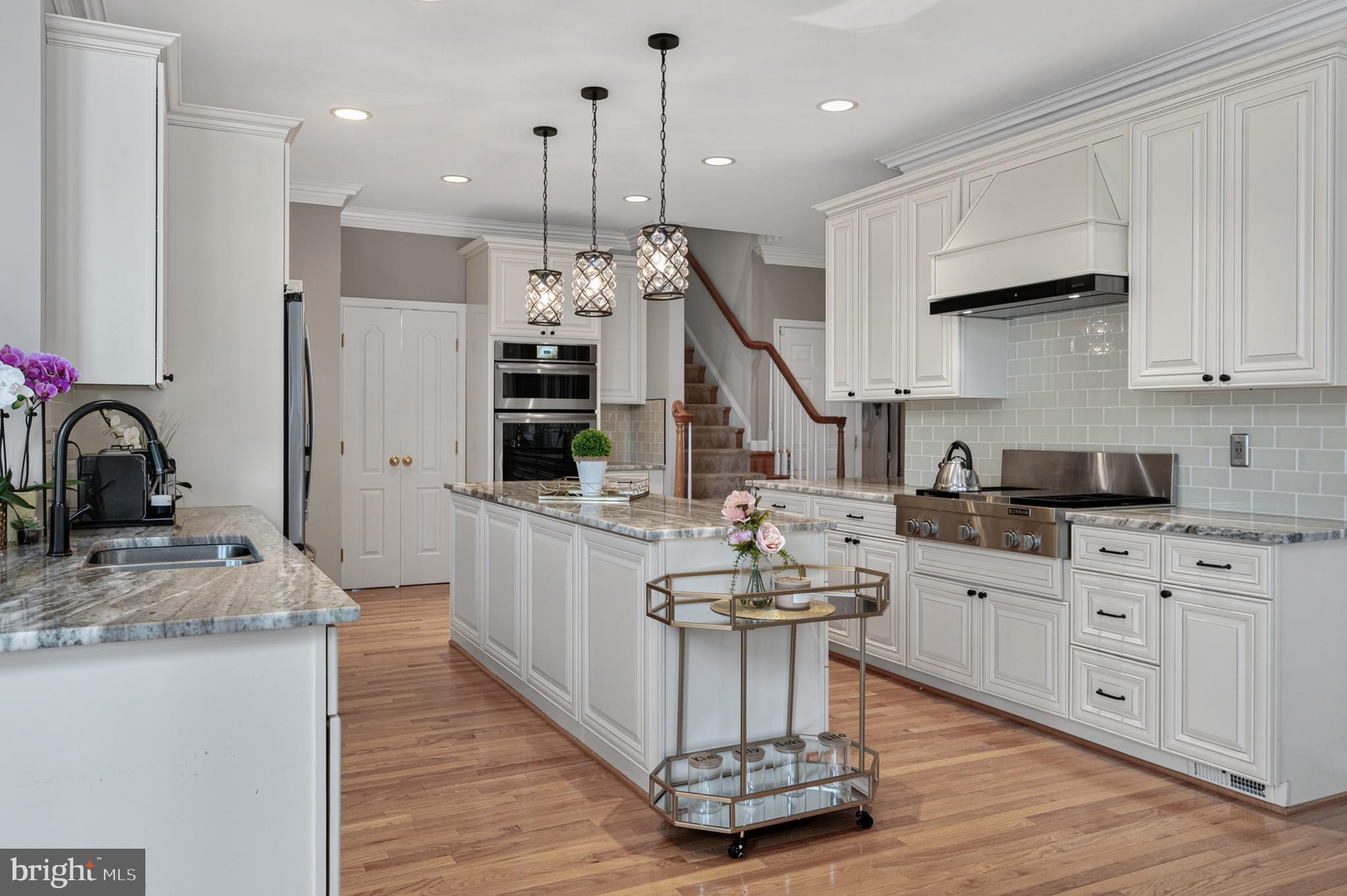 SUZANNE'S WAY - Residential