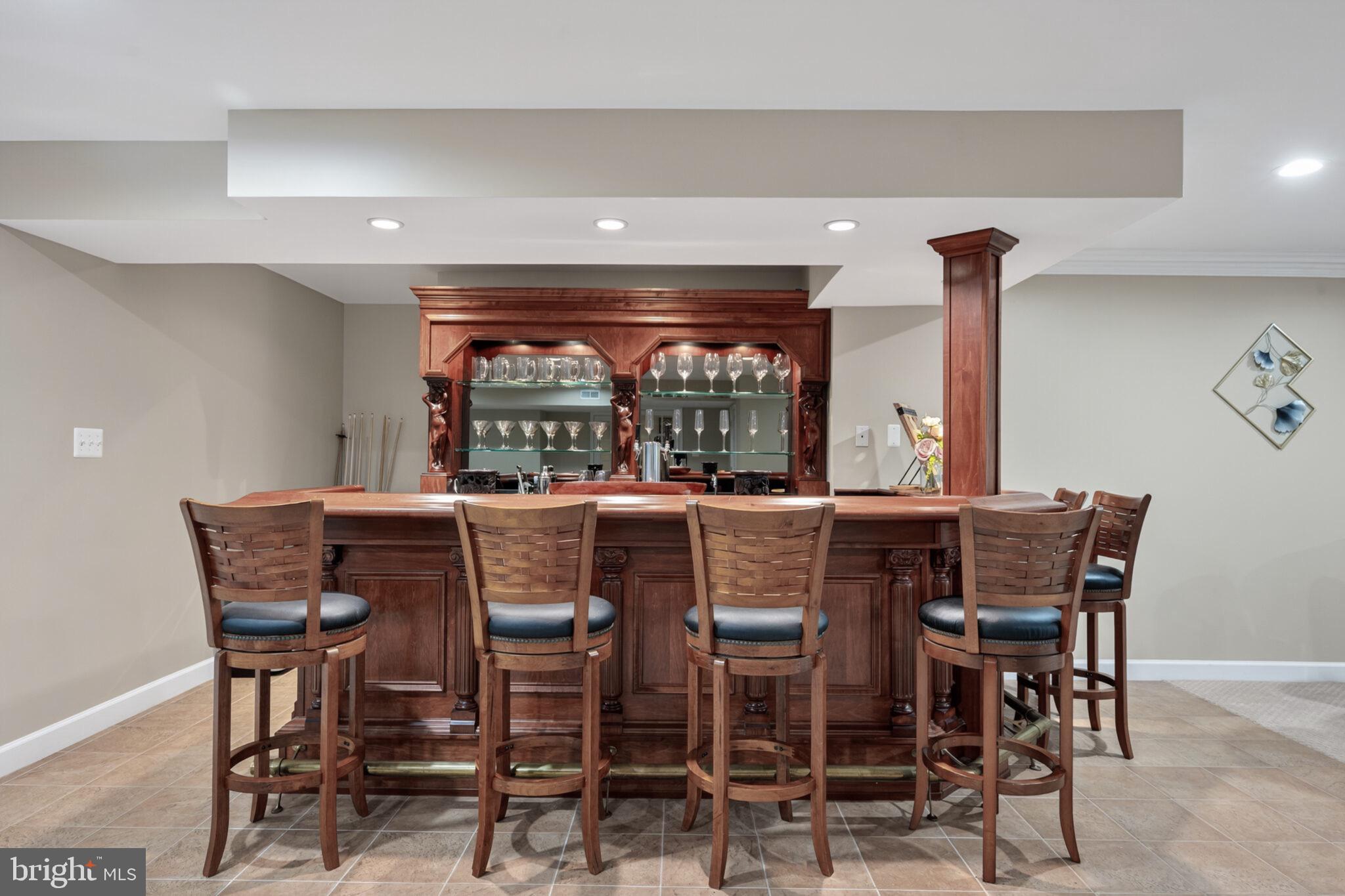 SUZANNE'S WAY - Residential