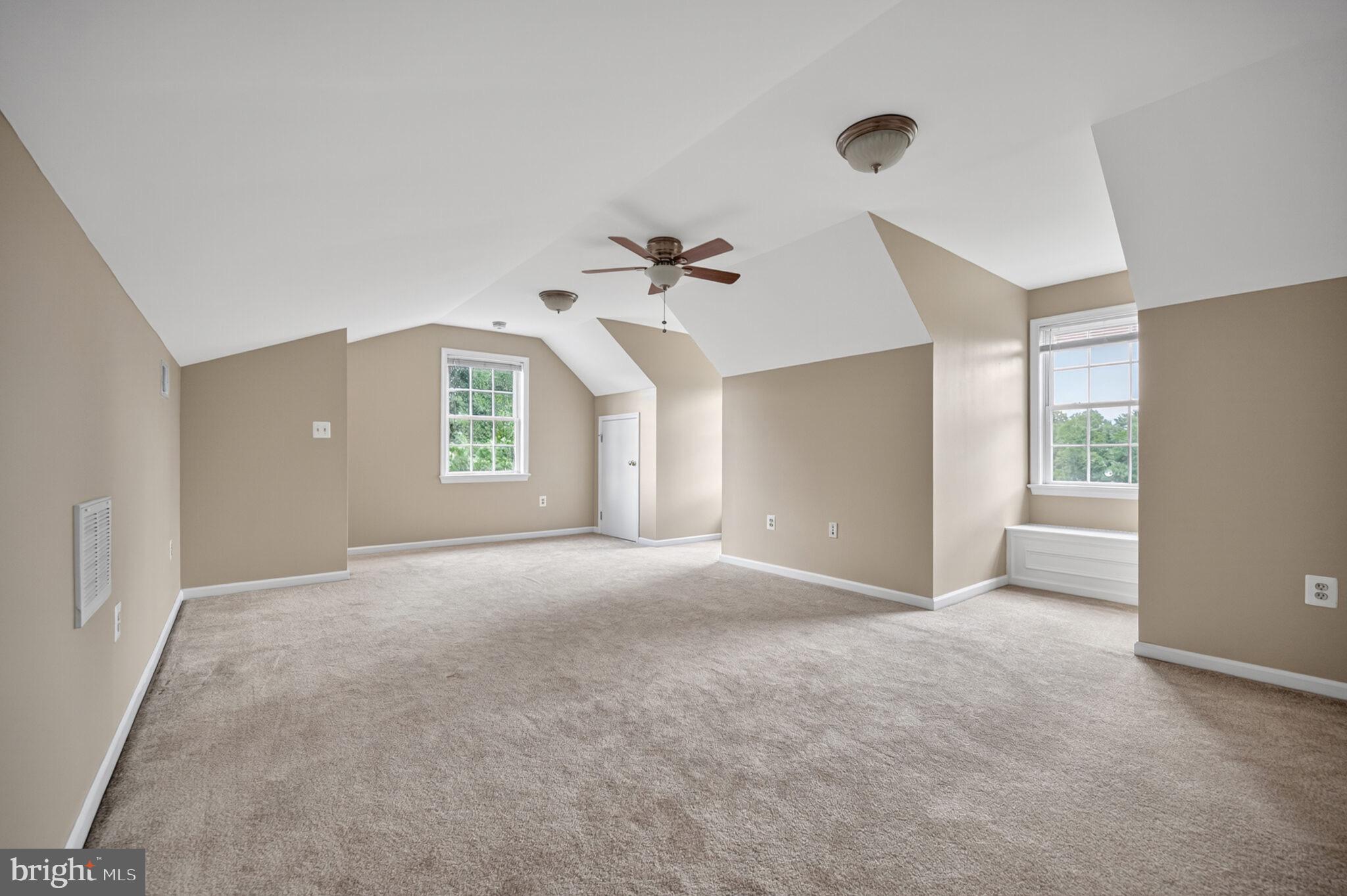 SUZANNE'S WAY - Residential