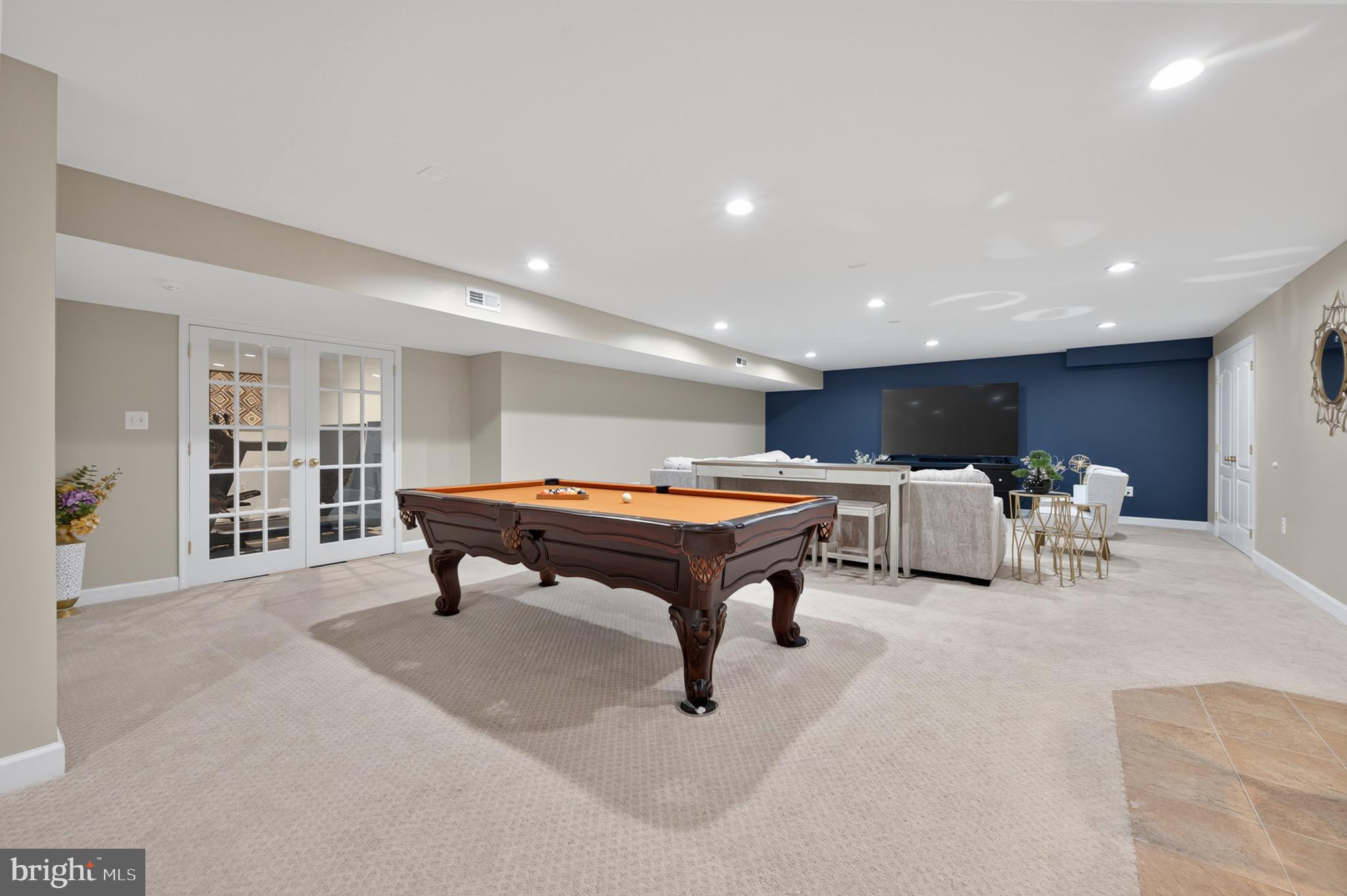 SUZANNE'S WAY - Residential