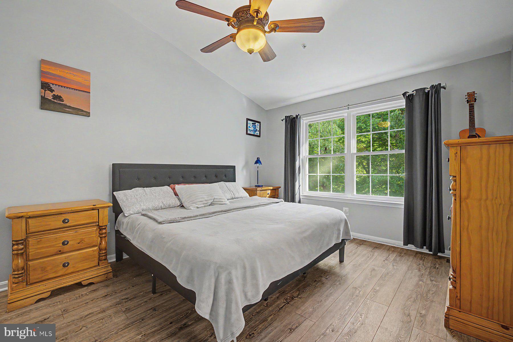 RIVERS EDGE - Residential