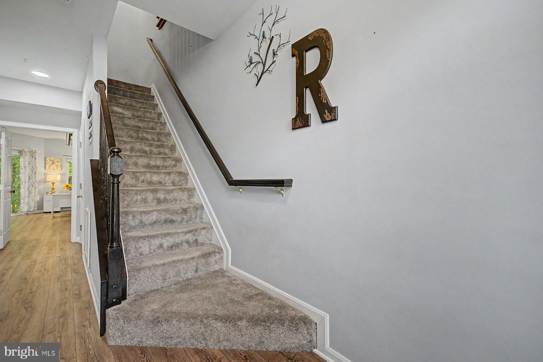 RIVERS EDGE - Residential