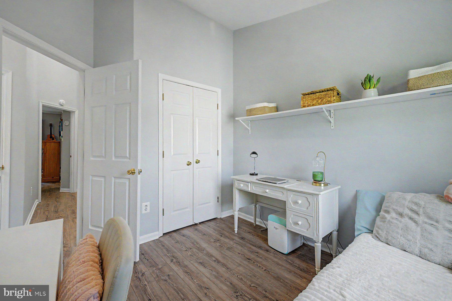 RIVERS EDGE - Residential