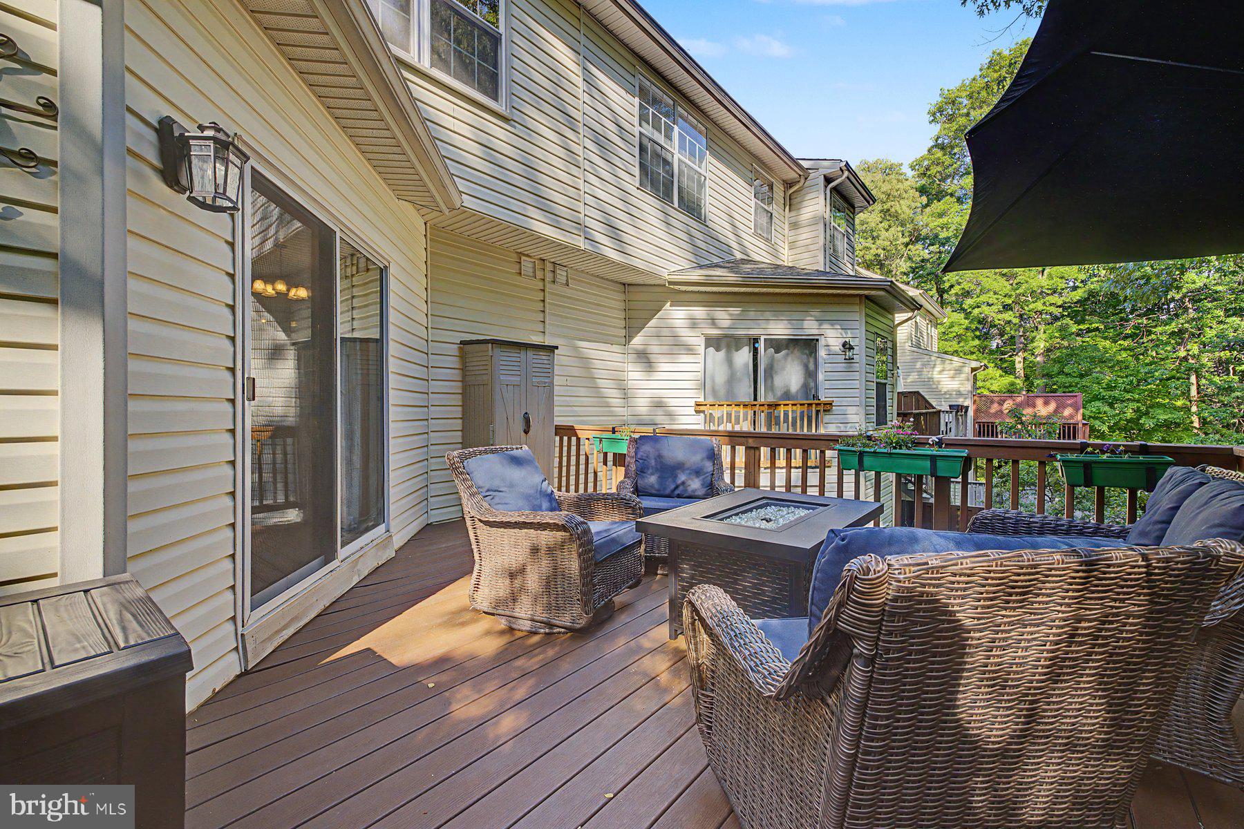 RIVERS EDGE - Residential