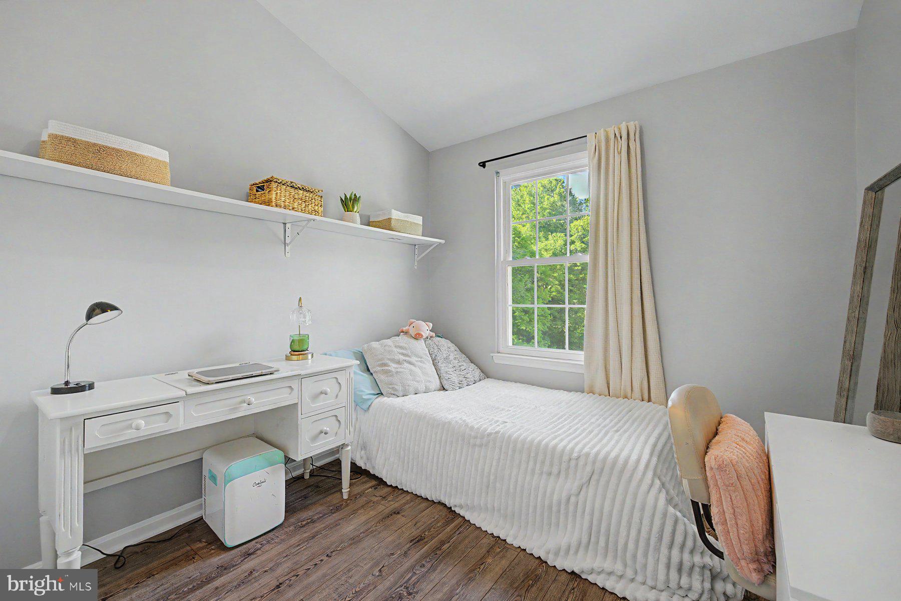 RIVERS EDGE - Residential
