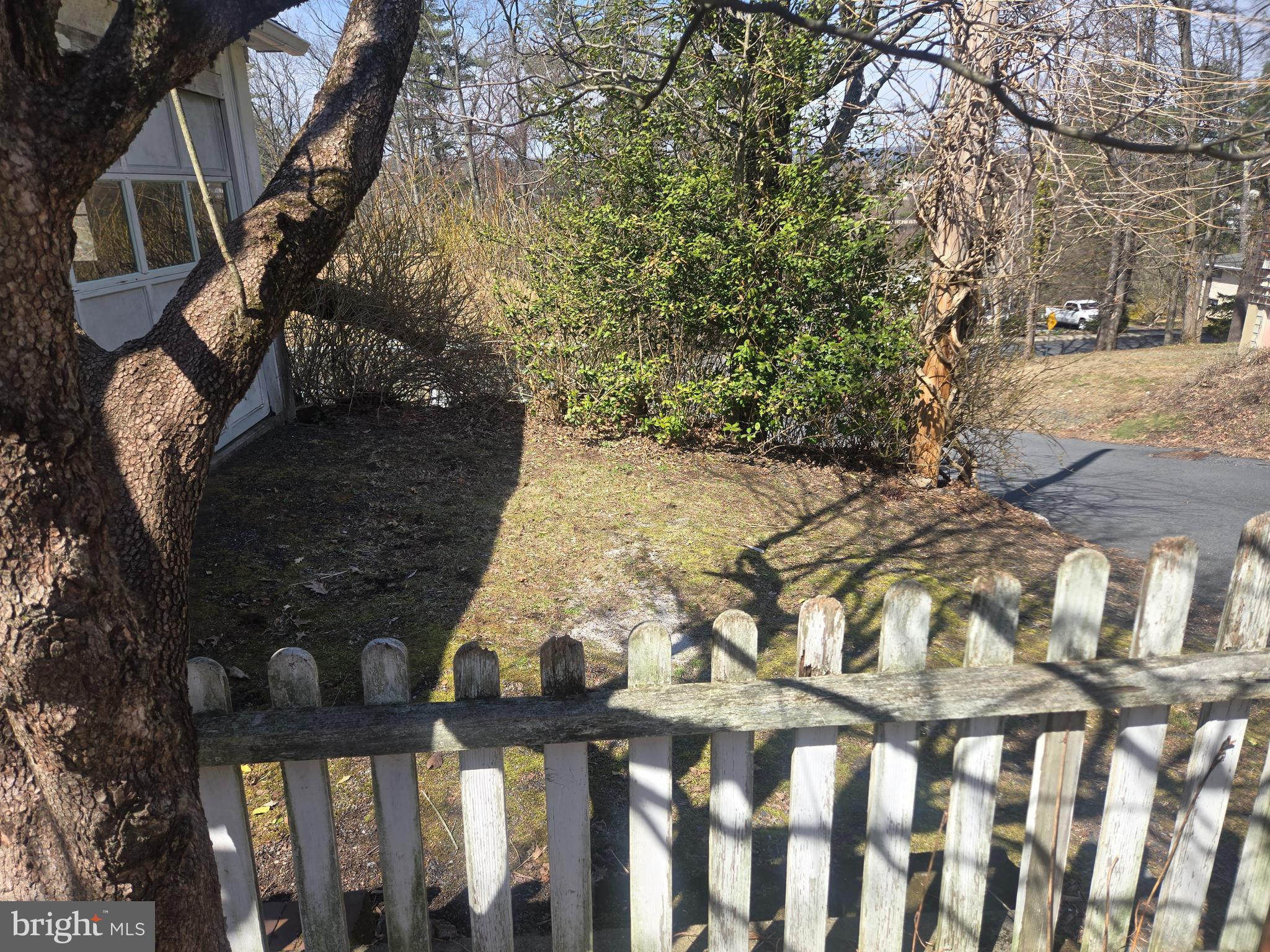 YORKVILLE - Residential