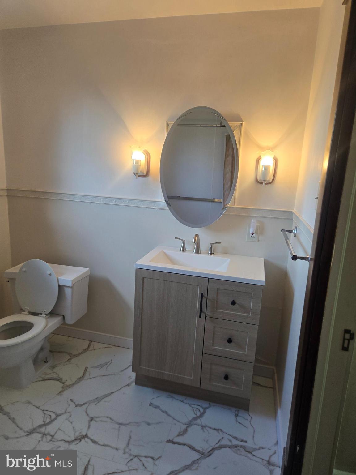 YORKVILLE - Residential