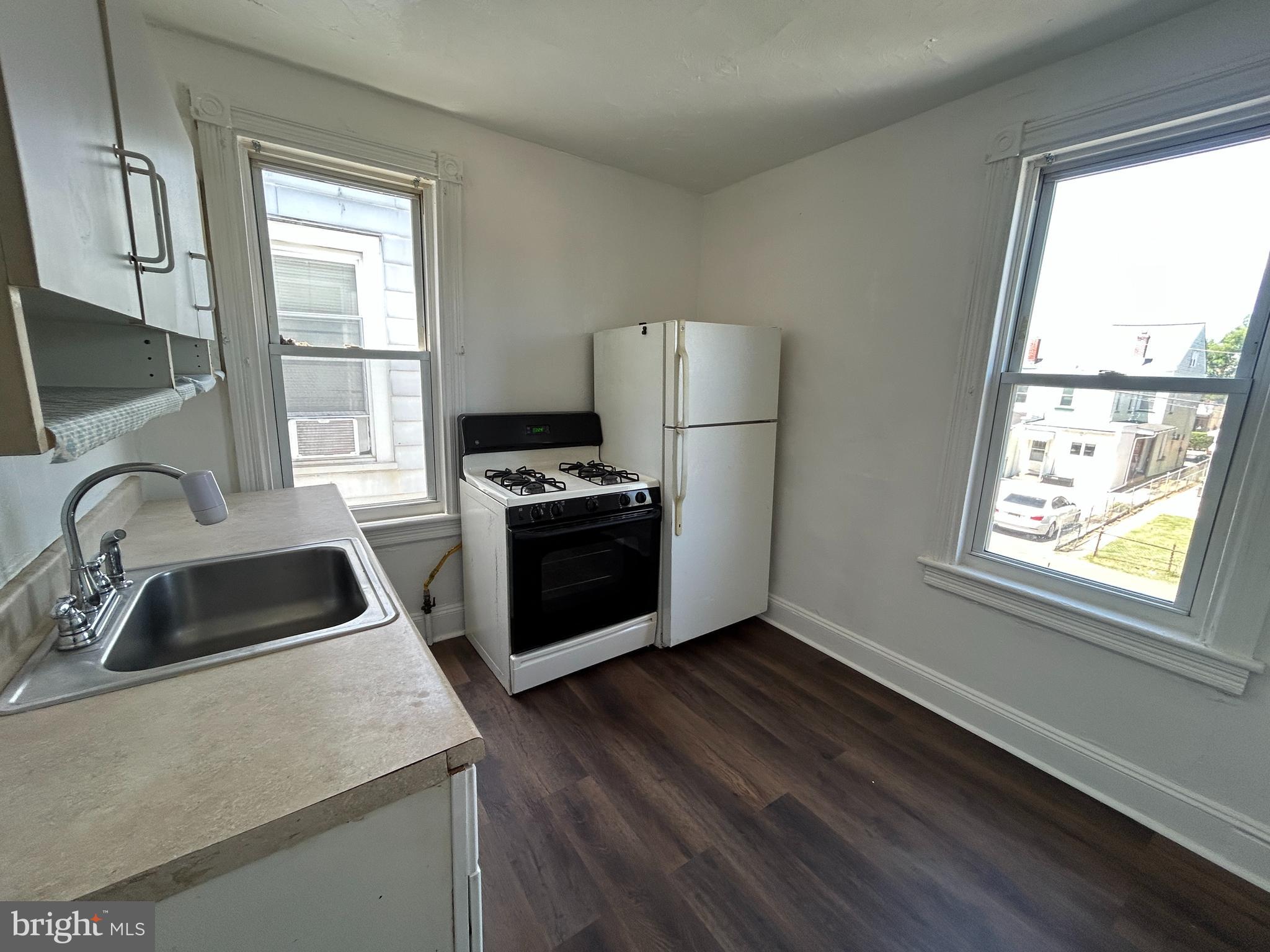 250 MORRIS AVENUE 2