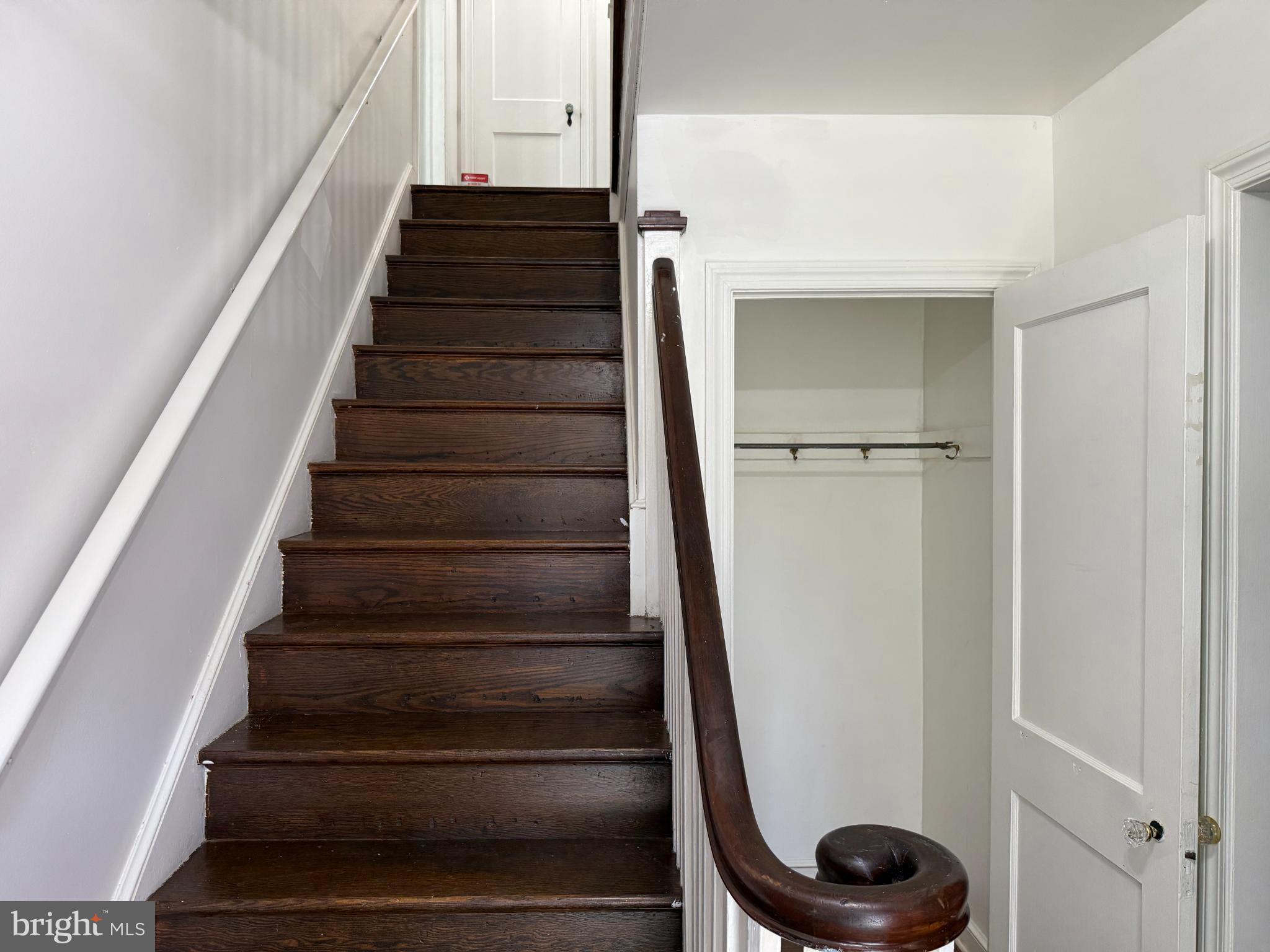 BROOKTHORPE HILLS - Residential Lease