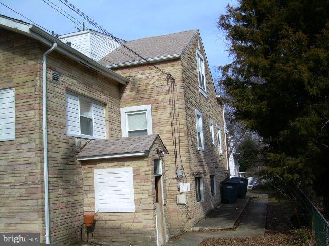 ADDISON HEIGHTS - Residential Income