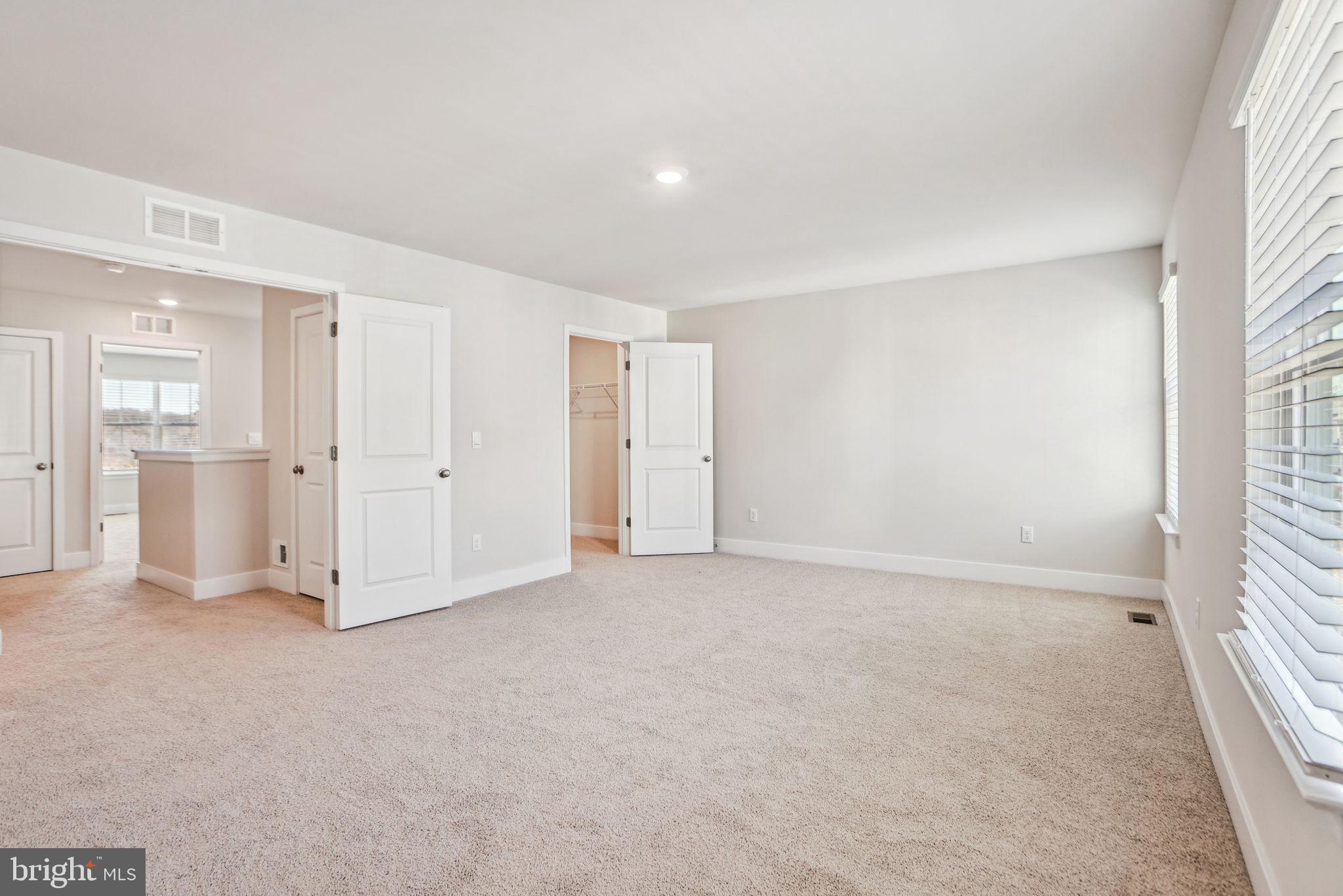 RETREAT AT WINDING CREEK - Residential