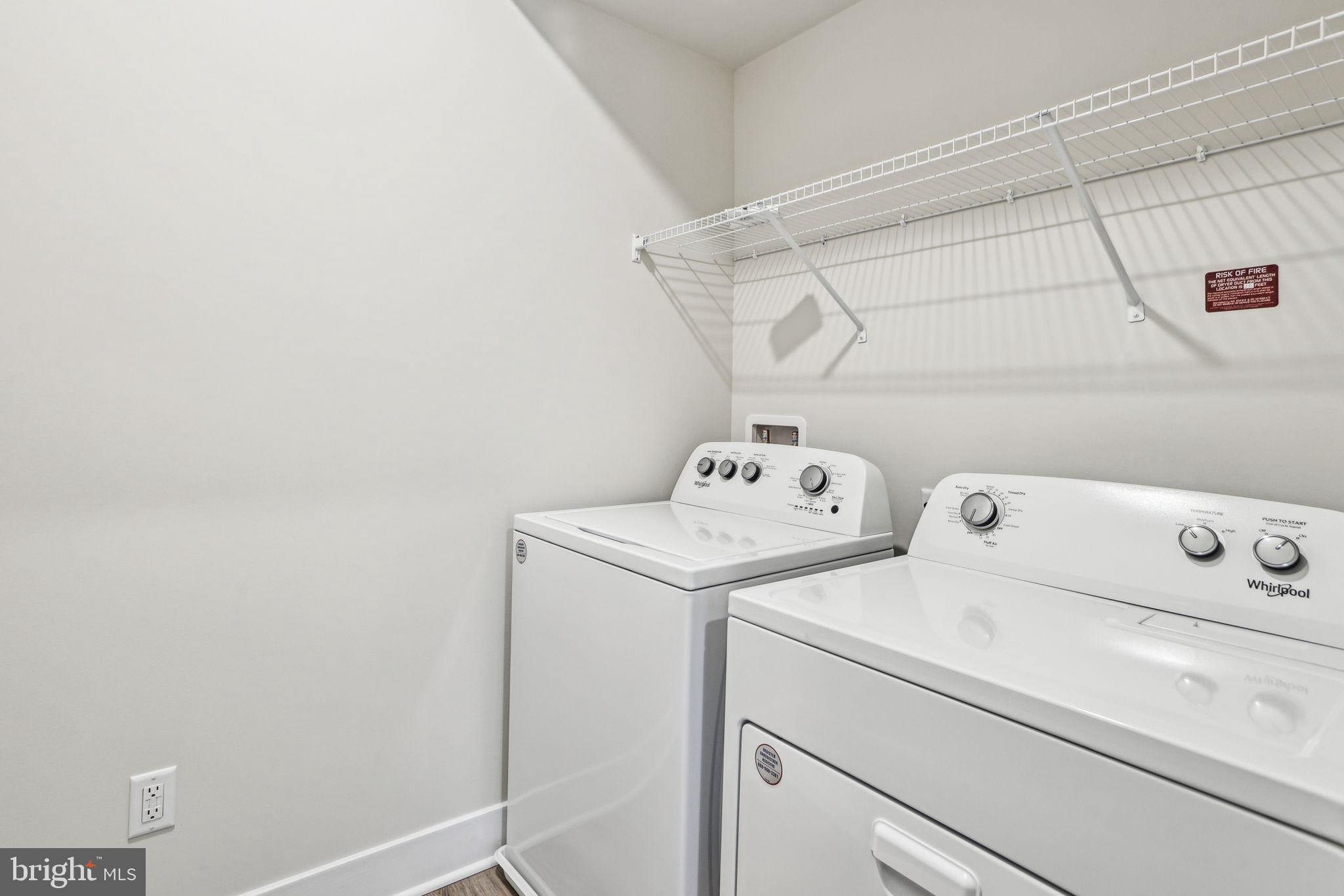 RETREAT AT WINDING CREEK - Residential