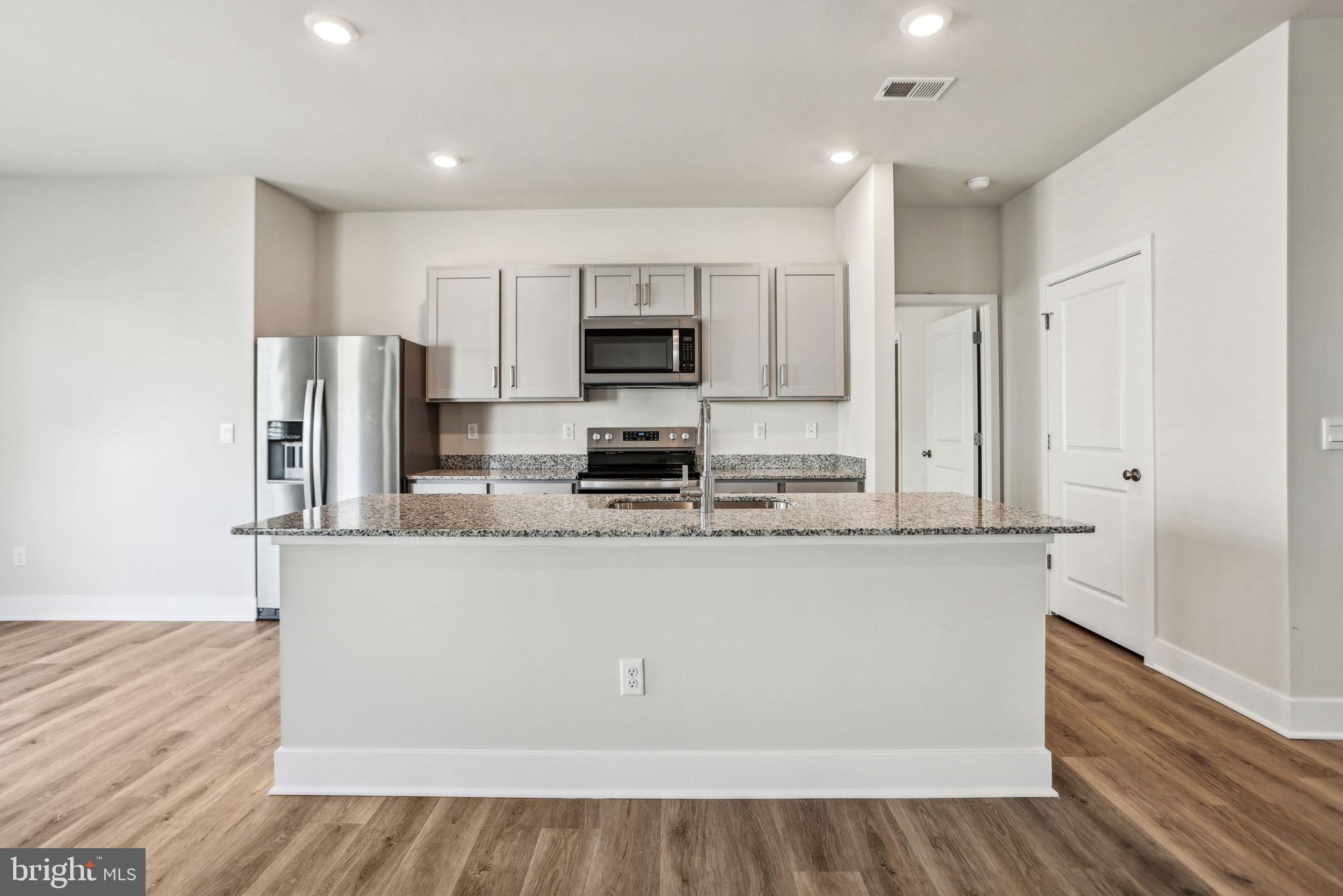 RETREAT AT WINDING CREEK - Residential