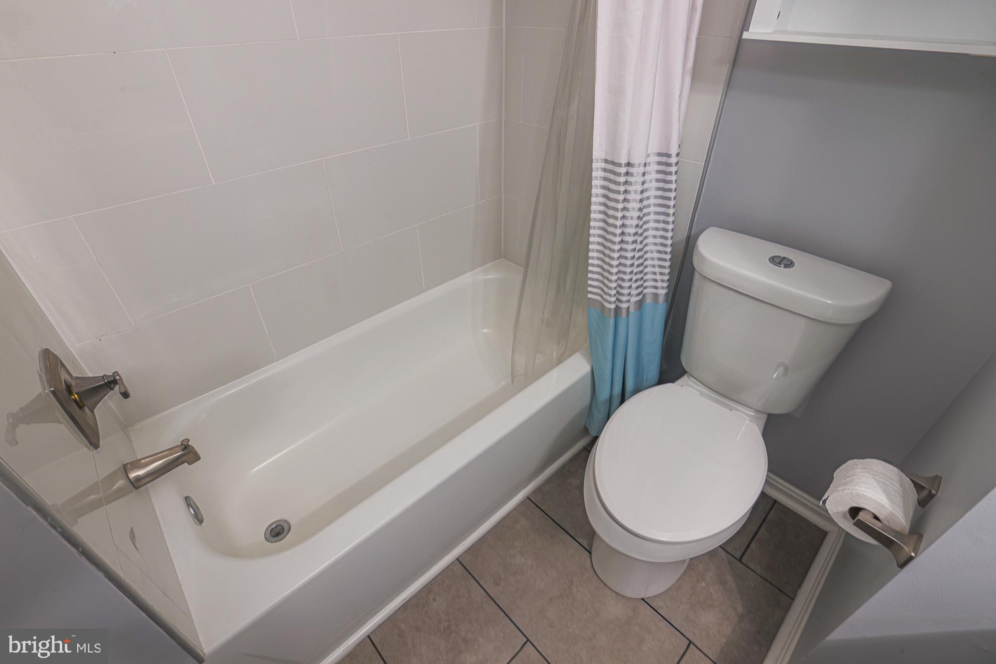 ELKRIDGE TOWN CENTER - Residential