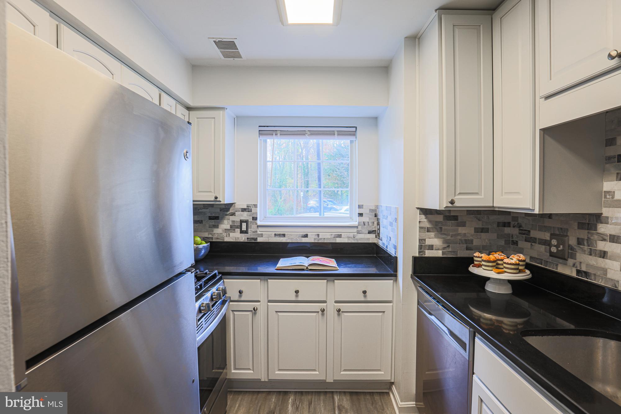 ELKRIDGE TOWN CENTER - Residential