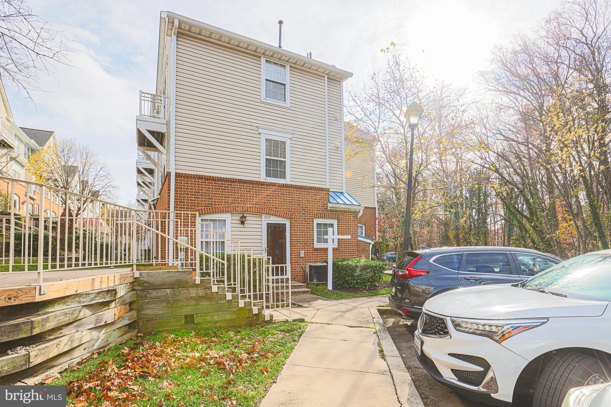 ELKRIDGE TOWN CENTER - Residential