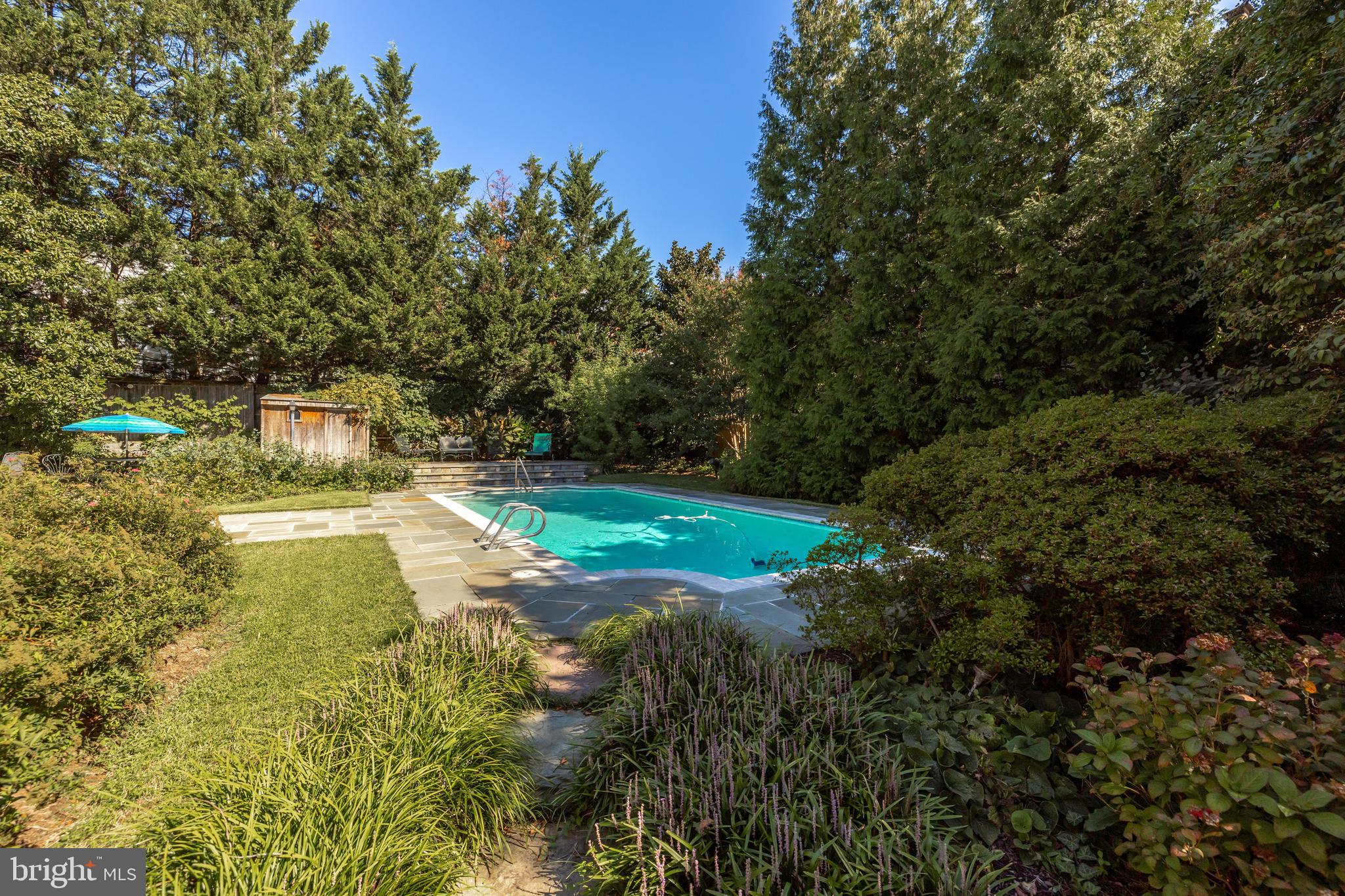 CLEVELAND PARK - Residential