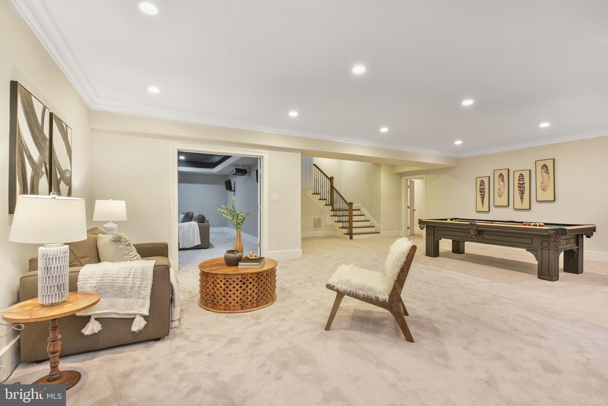 LEE HEIGHTS - Residential