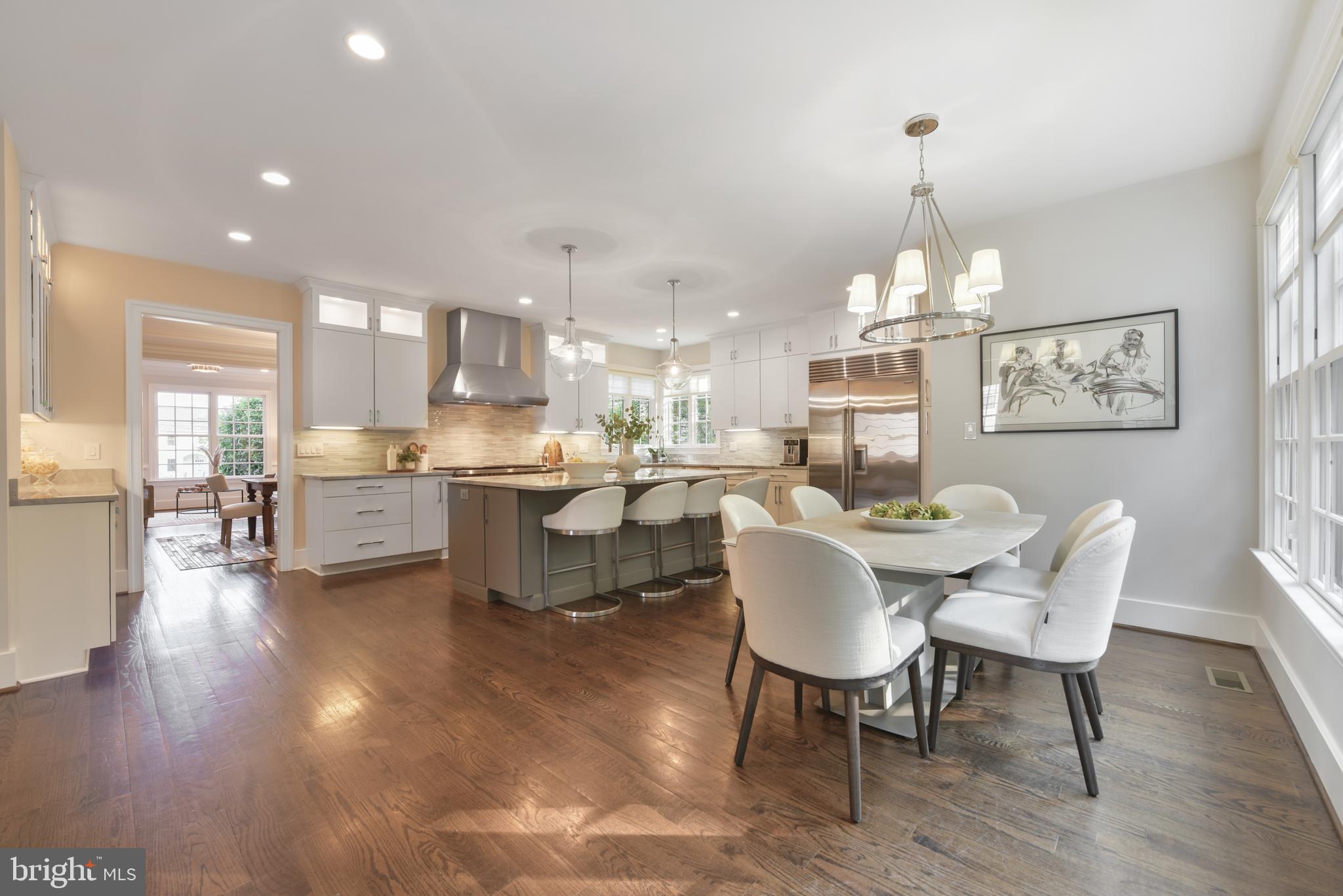 LEE HEIGHTS - Residential