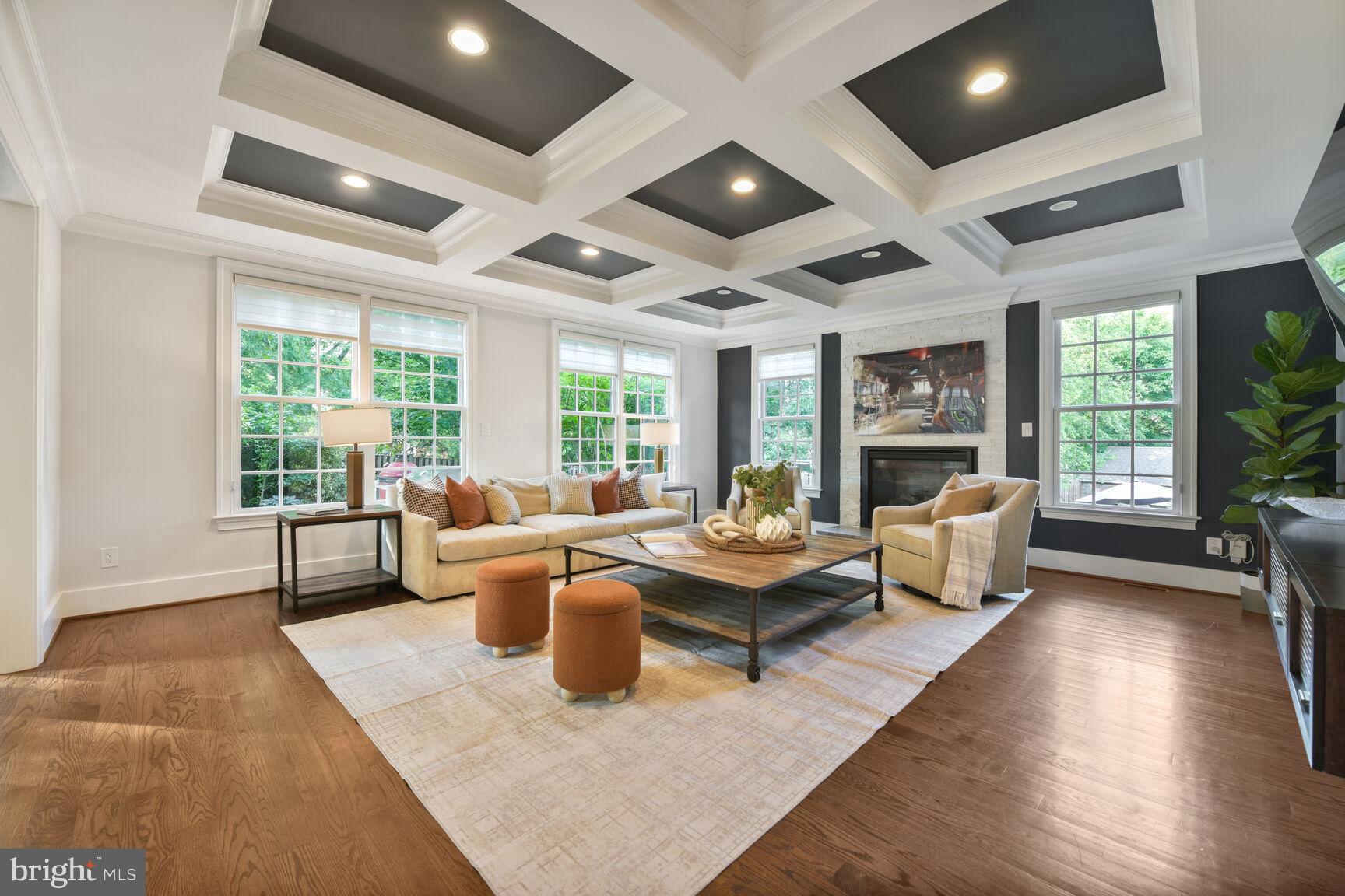 LEE HEIGHTS - Residential