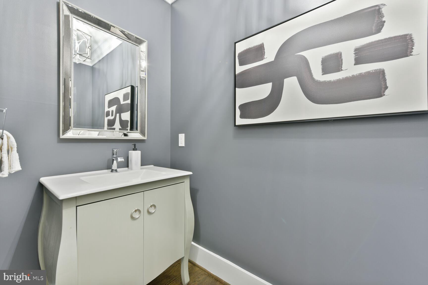 LEE HEIGHTS - Residential