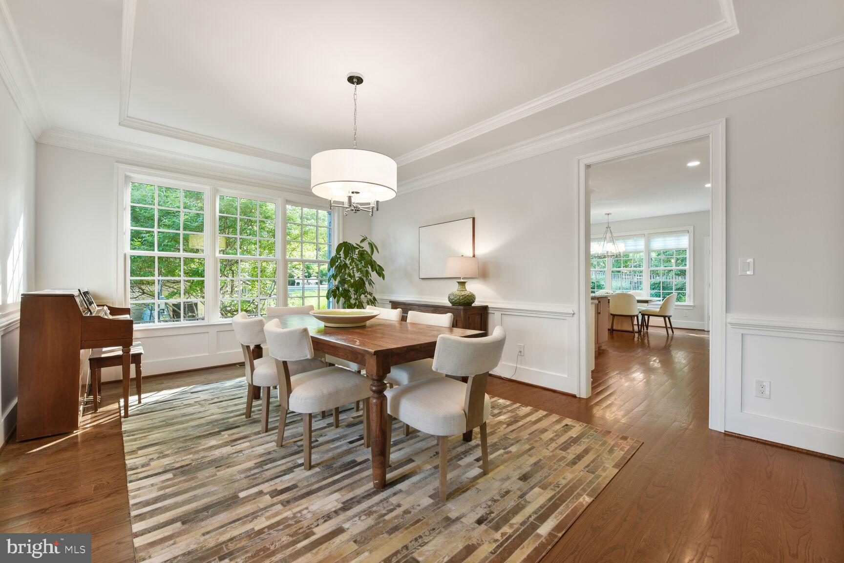 LEE HEIGHTS - Residential