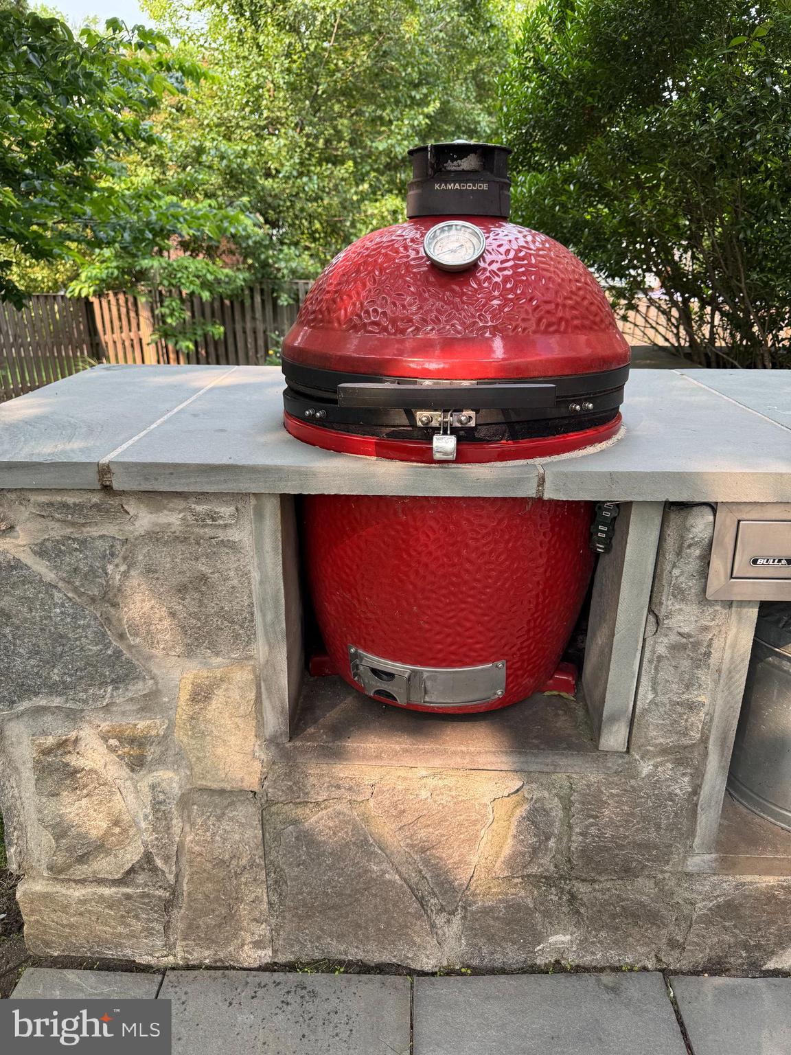 LEE HEIGHTS - Residential