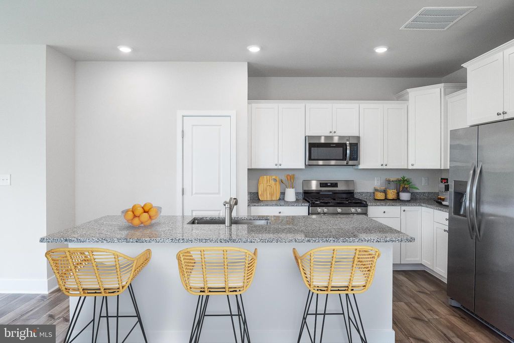 Photo of 10638 Great Basin Place, WHITE PLAINS, MD 20695 (MLS # MDCH2048410)