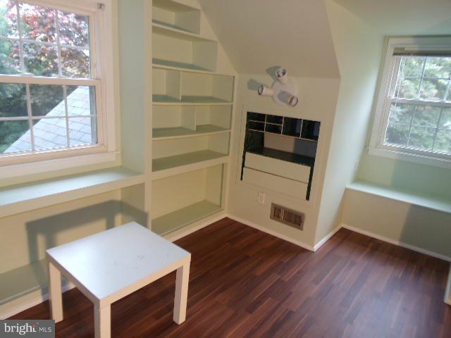 CROMWOOD - Residential