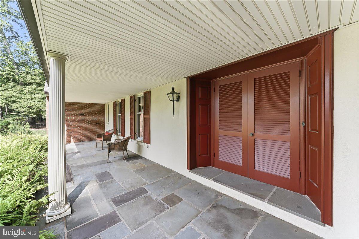 119 MANSION DRIVE