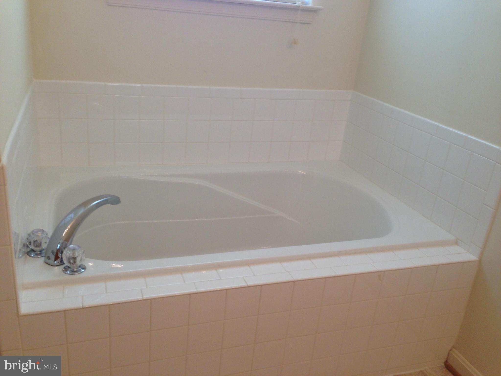 SALEM FIELDS - Residential