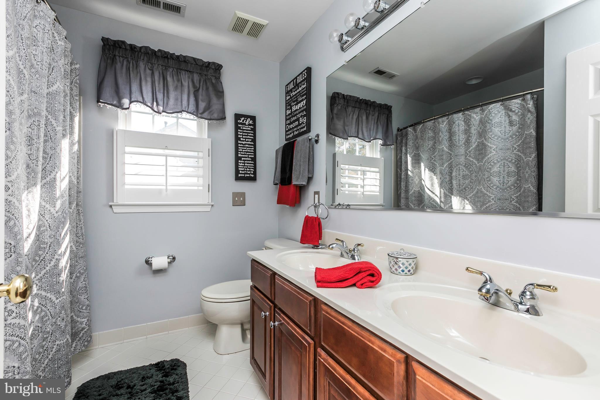 CHAPEL GROVE - Residential