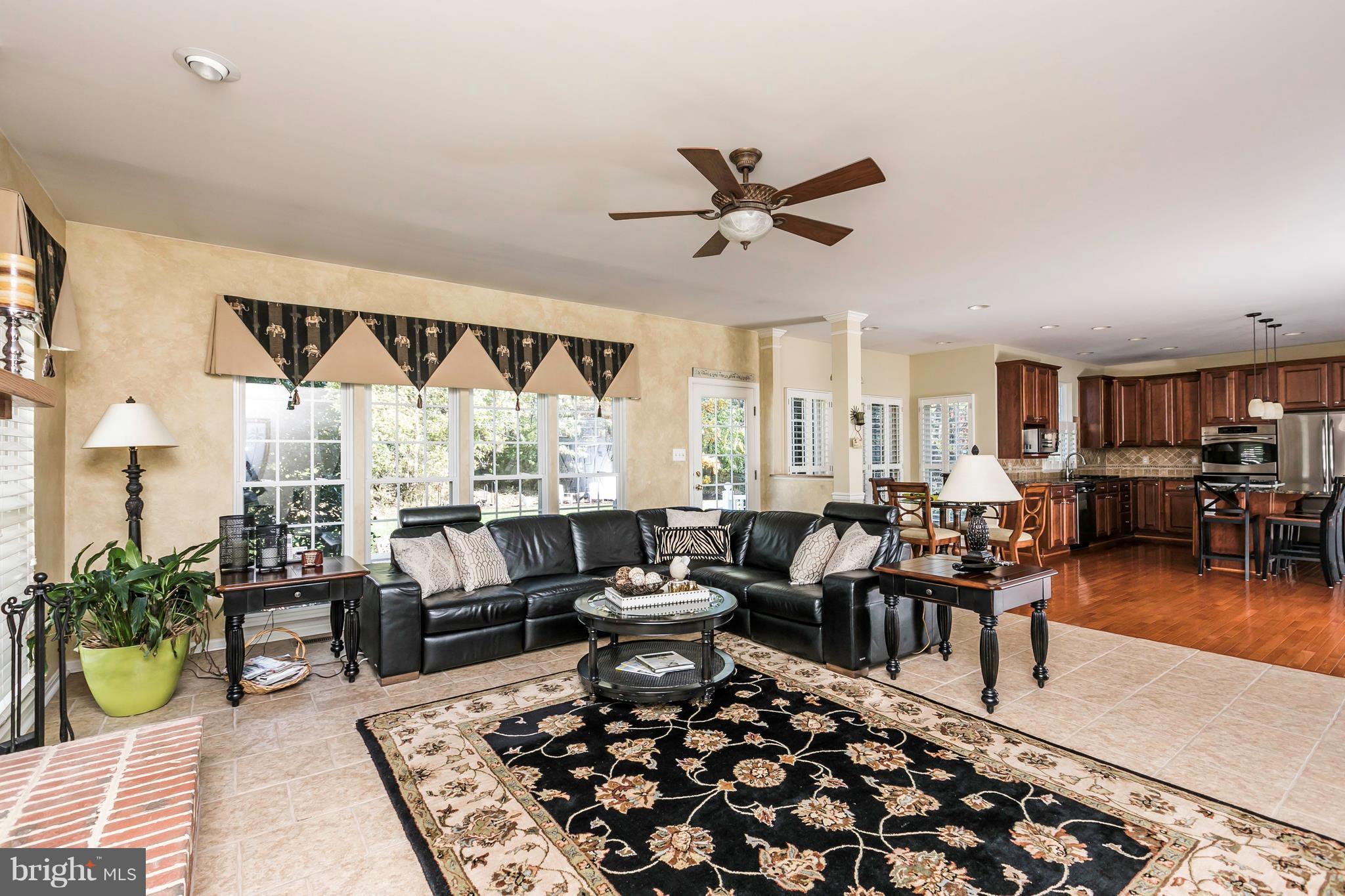 CHAPEL GROVE - Residential