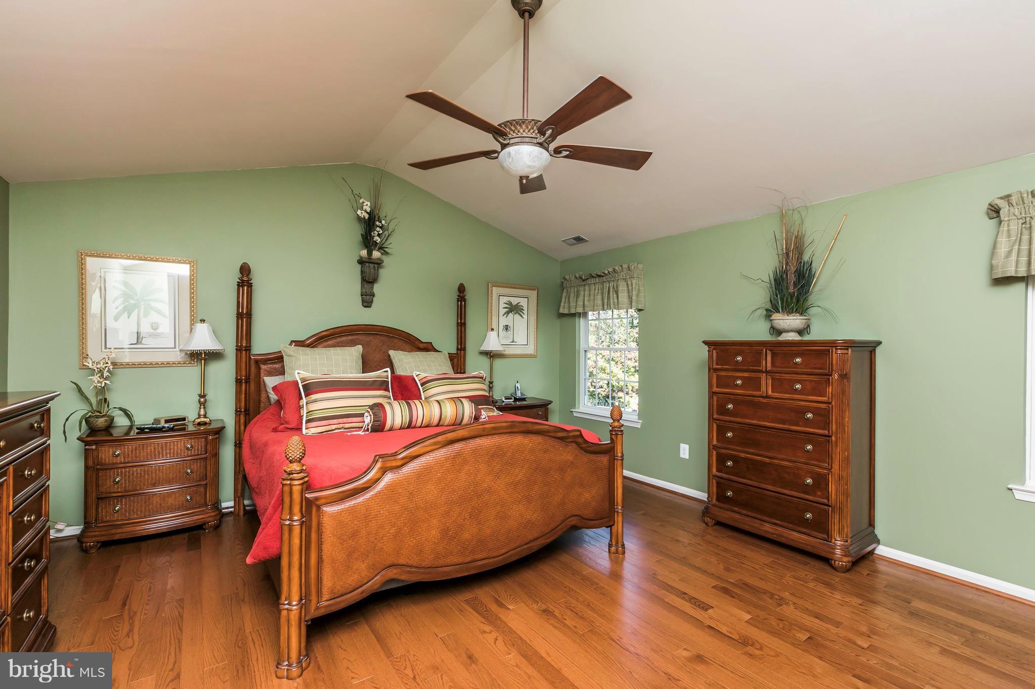 CHAPEL GROVE - Residential