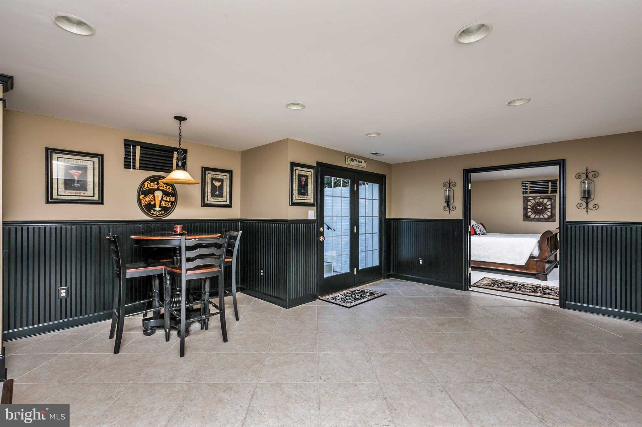 CHAPEL GROVE - Residential