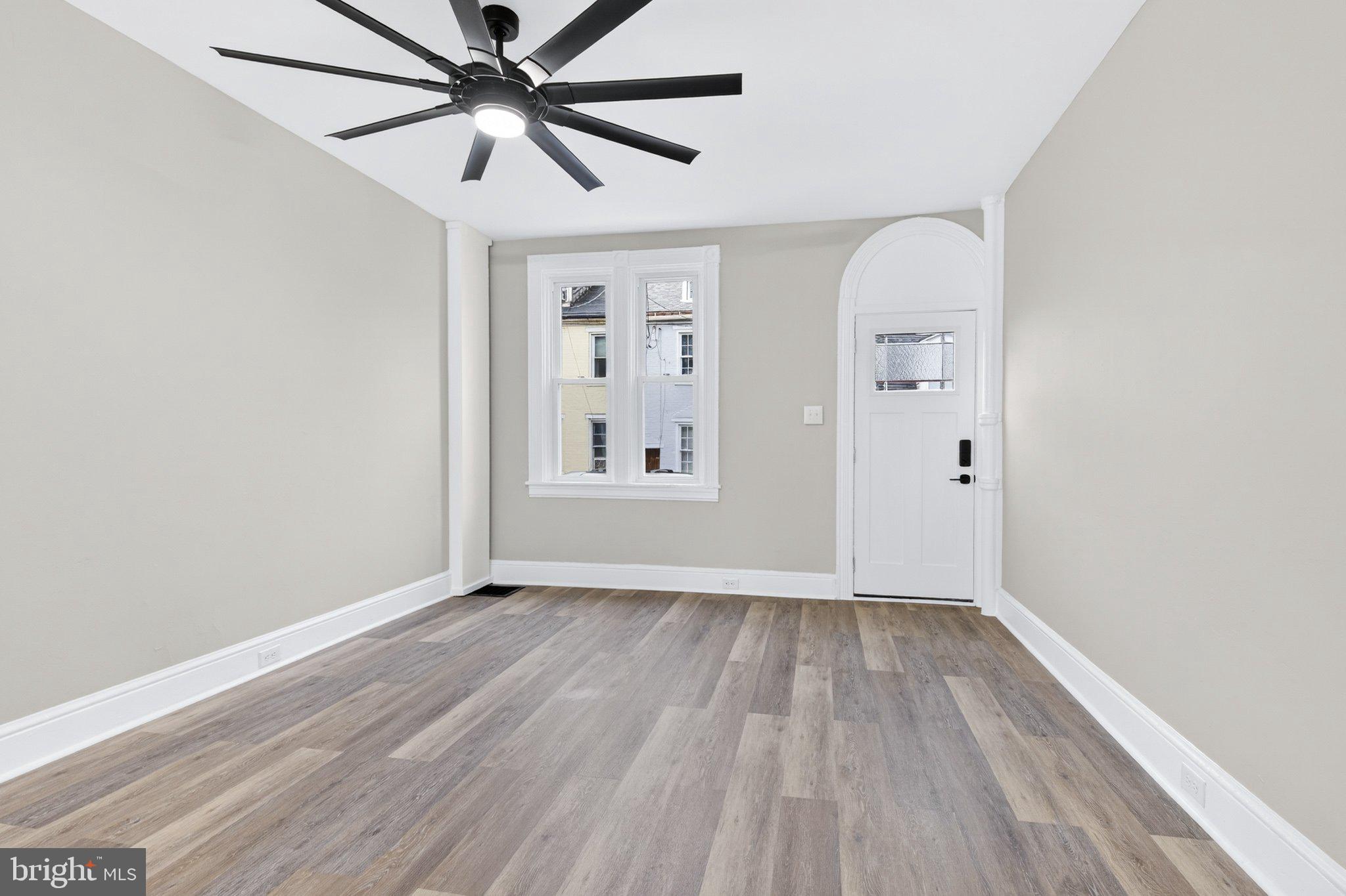 345 BEAVER STREET 1/2