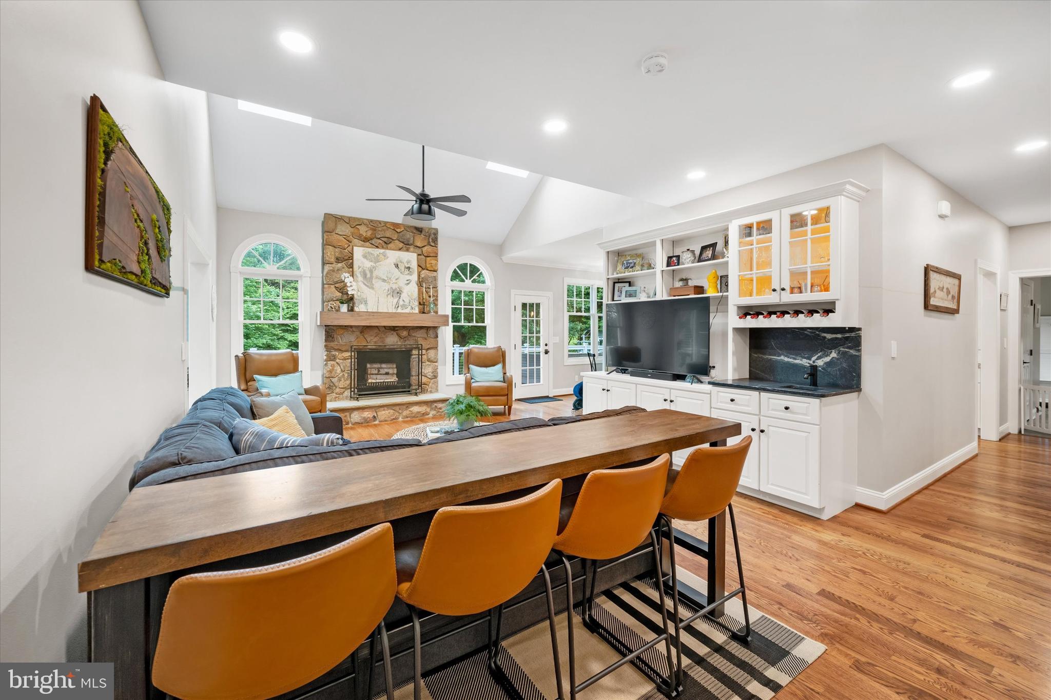 HICKORY HILL - Residential