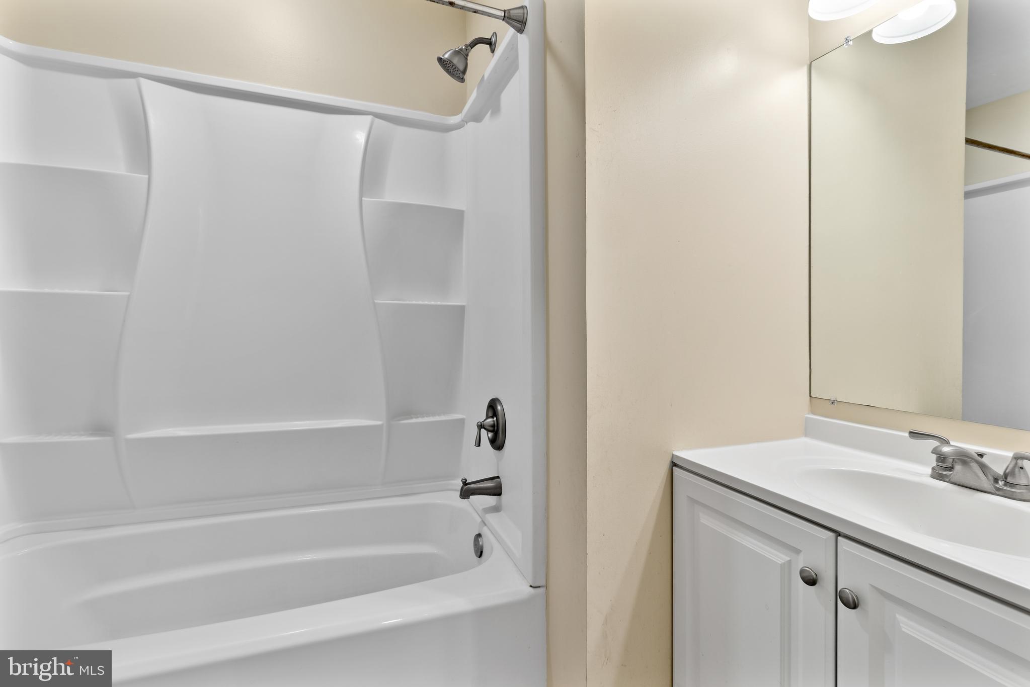 SUMMERHILL - Residential