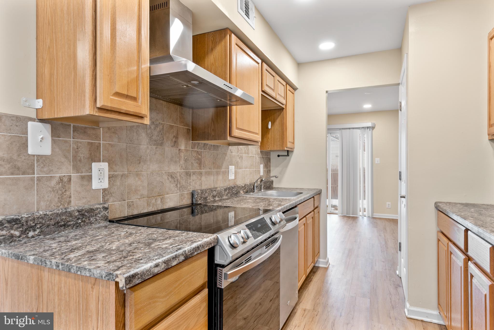 SUMMERHILL - Residential