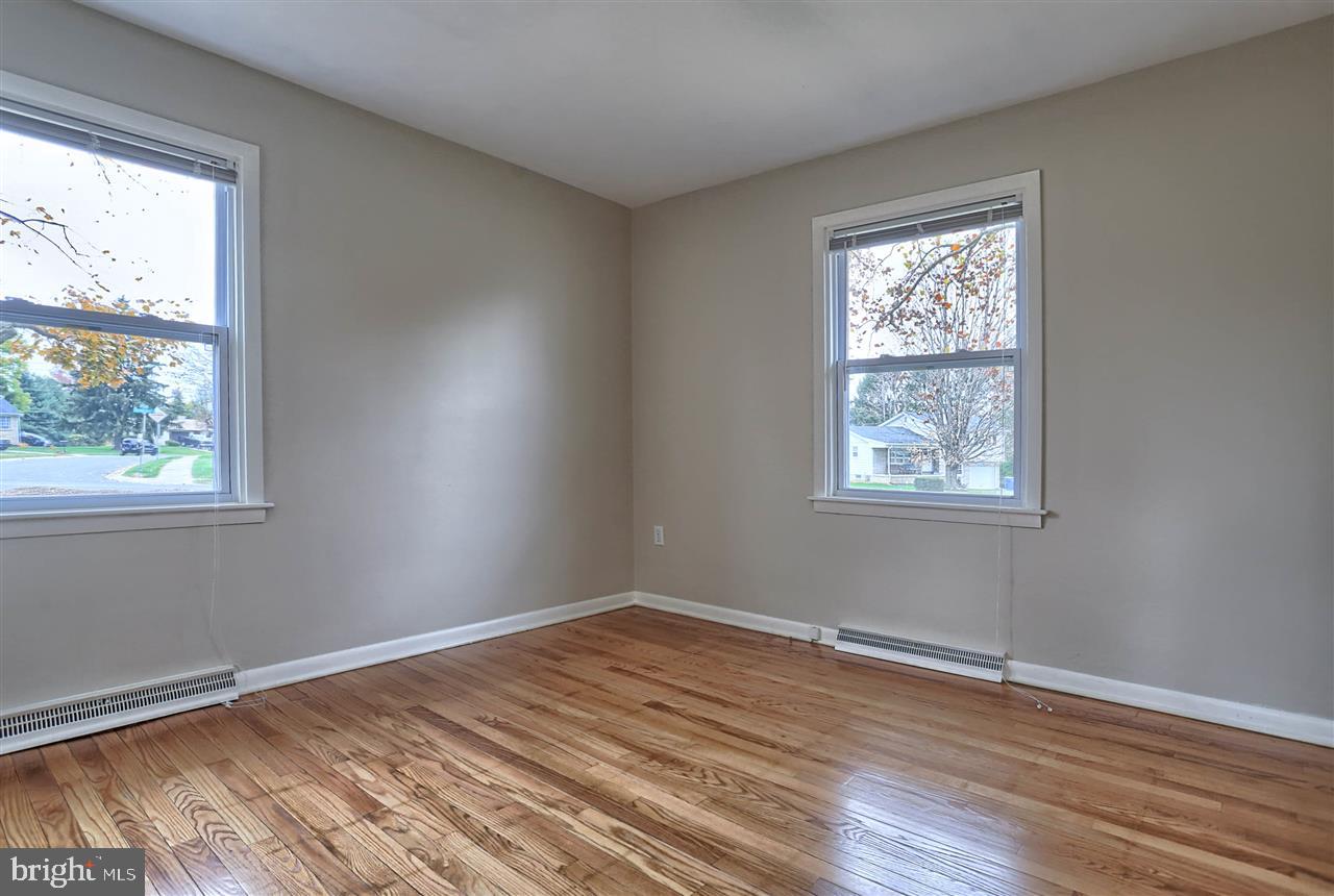 PENN OAKS - Residential