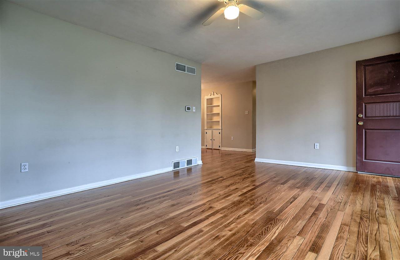 PENN OAKS - Residential