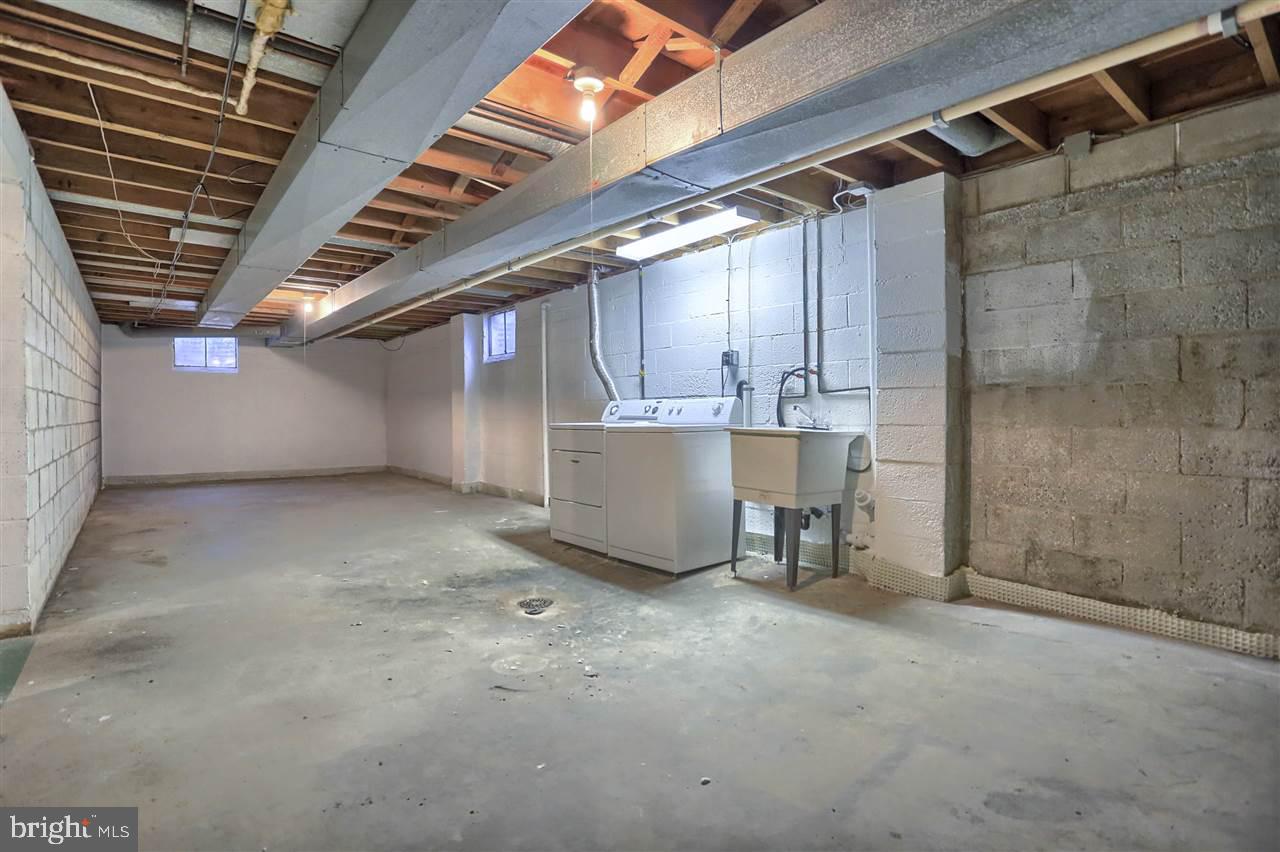 PENN OAKS - Residential