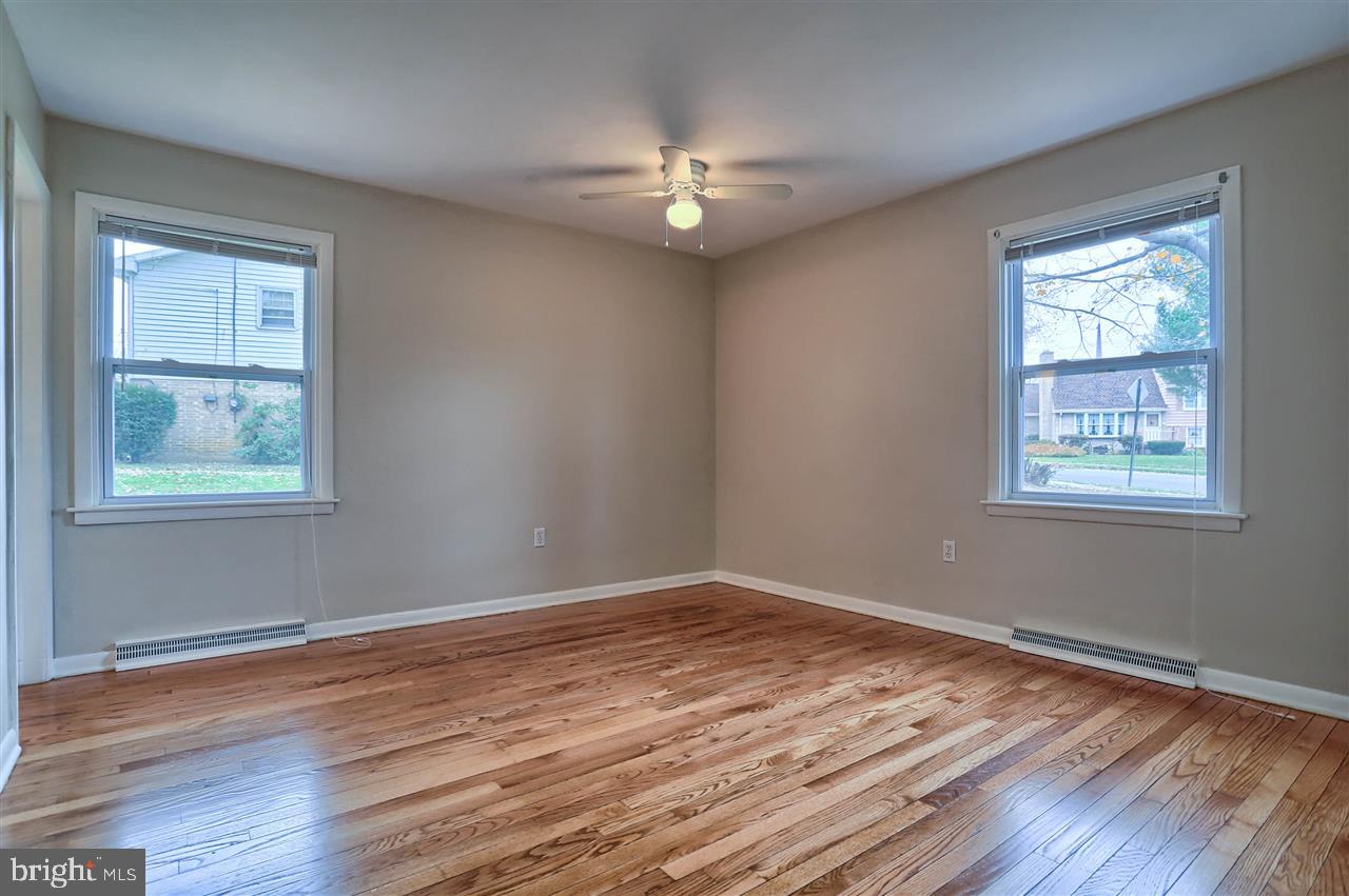 PENN OAKS - Residential