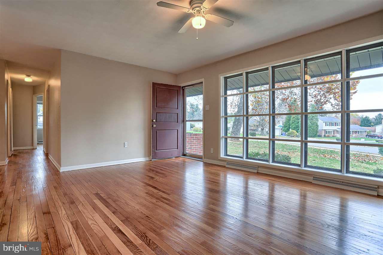 PENN OAKS - Residential