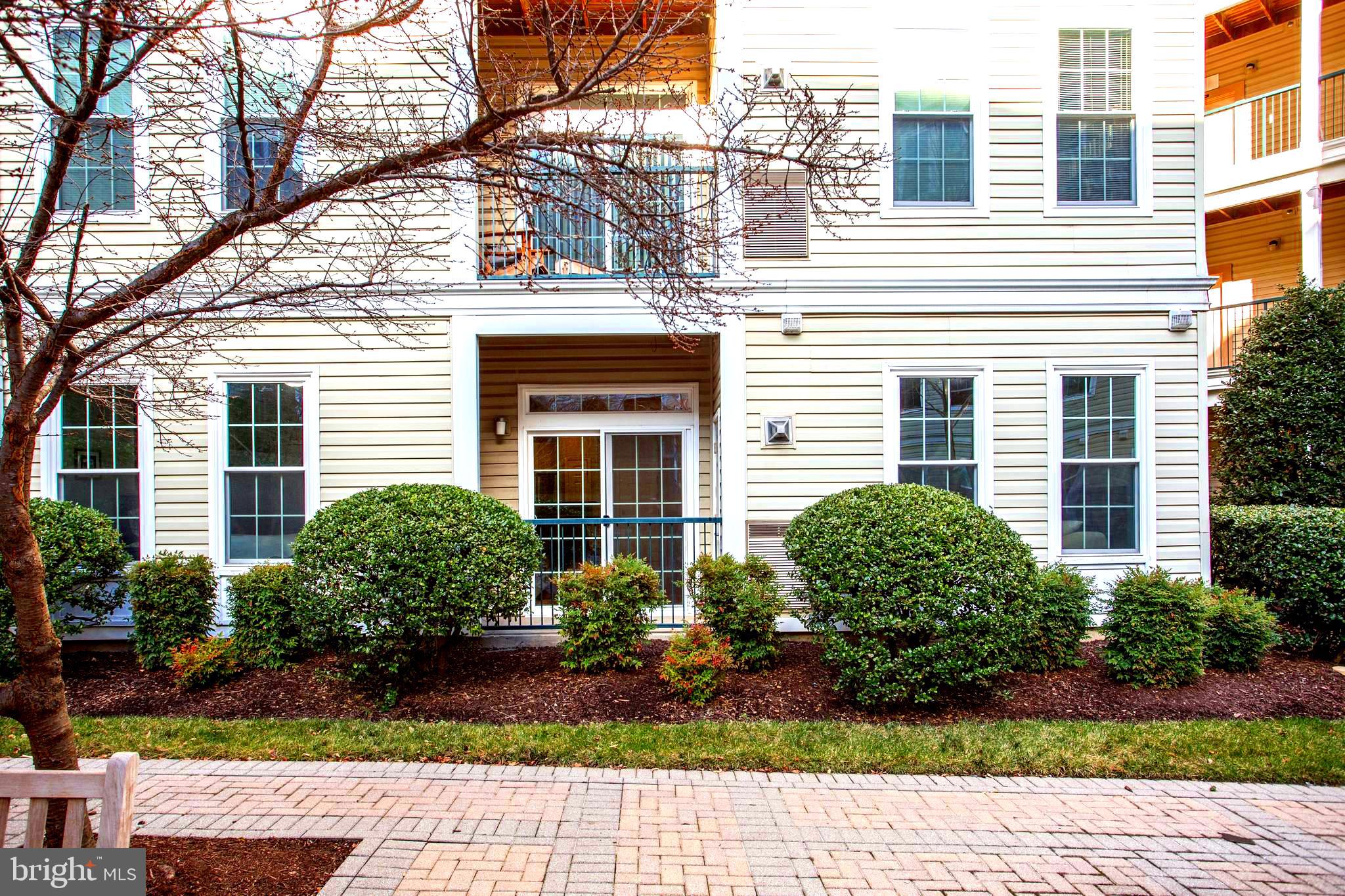 GROVE AT ARLINGTON - Residential