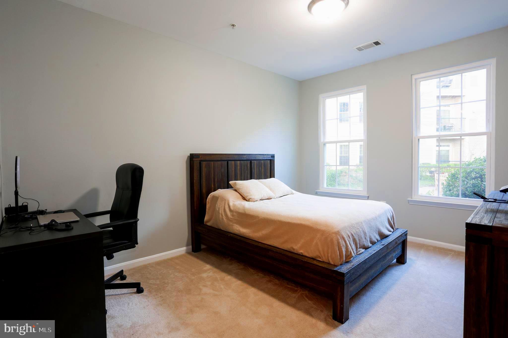 GROVE AT ARLINGTON - Residential