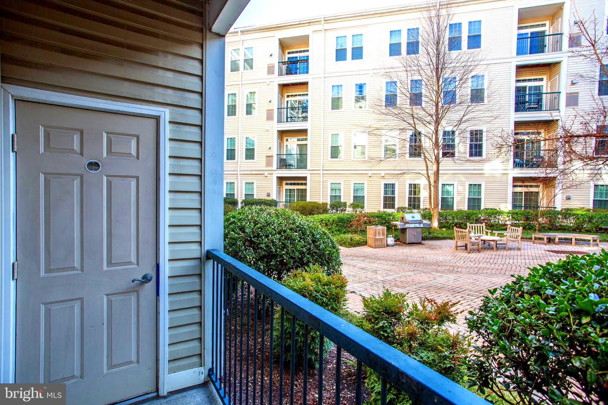 GROVE AT ARLINGTON - Residential