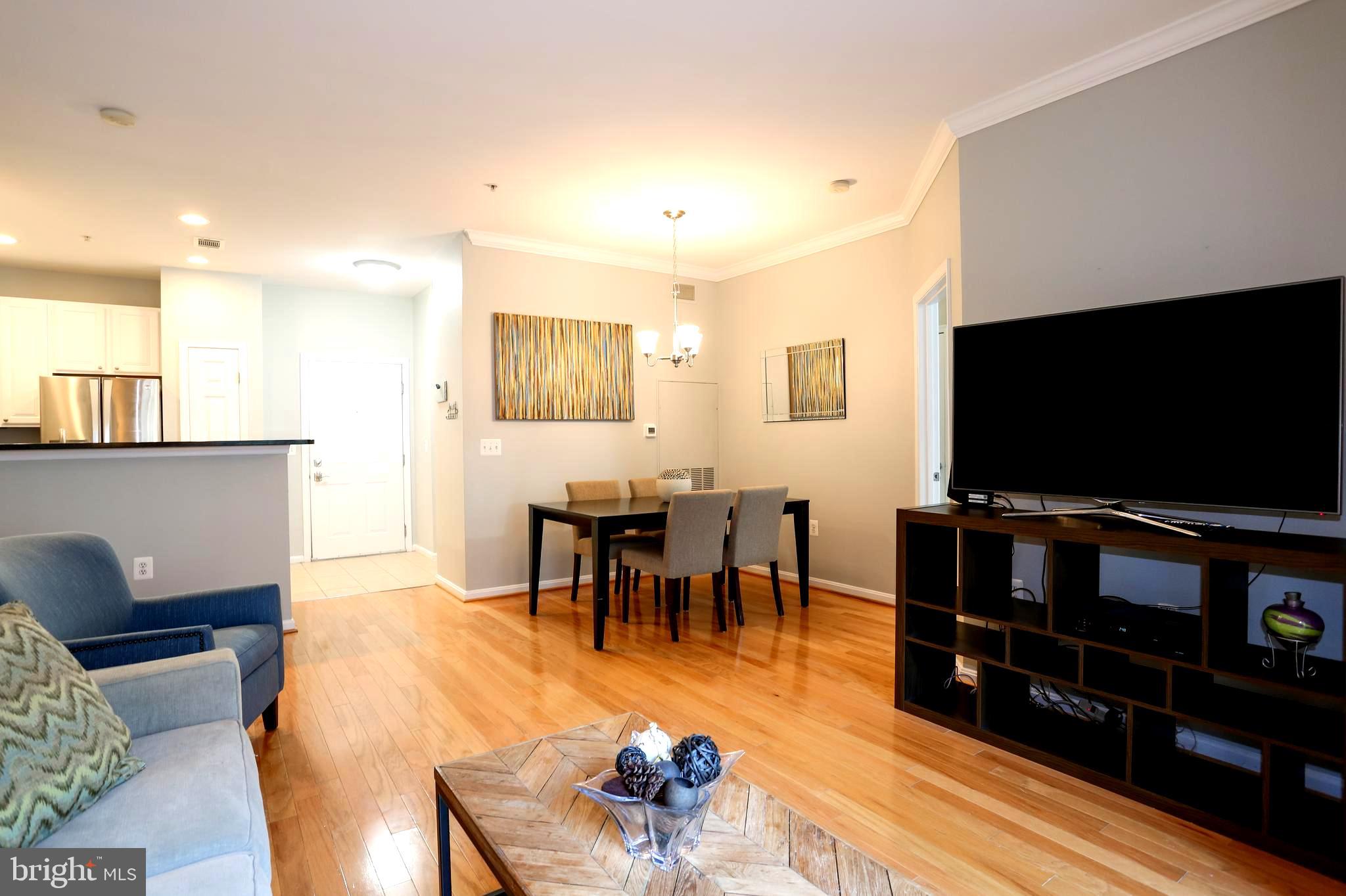 GROVE AT ARLINGTON - Residential