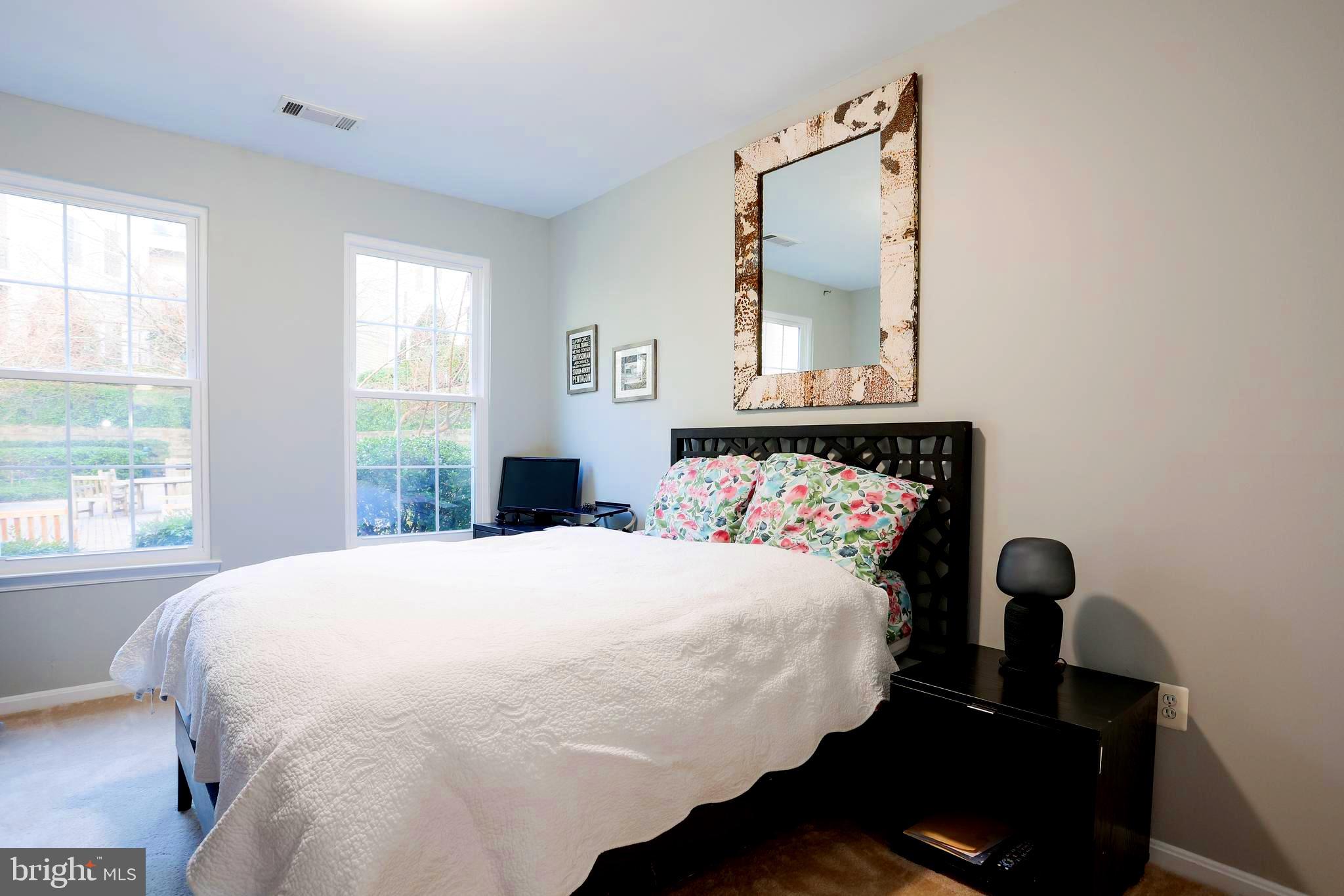 GROVE AT ARLINGTON - Residential