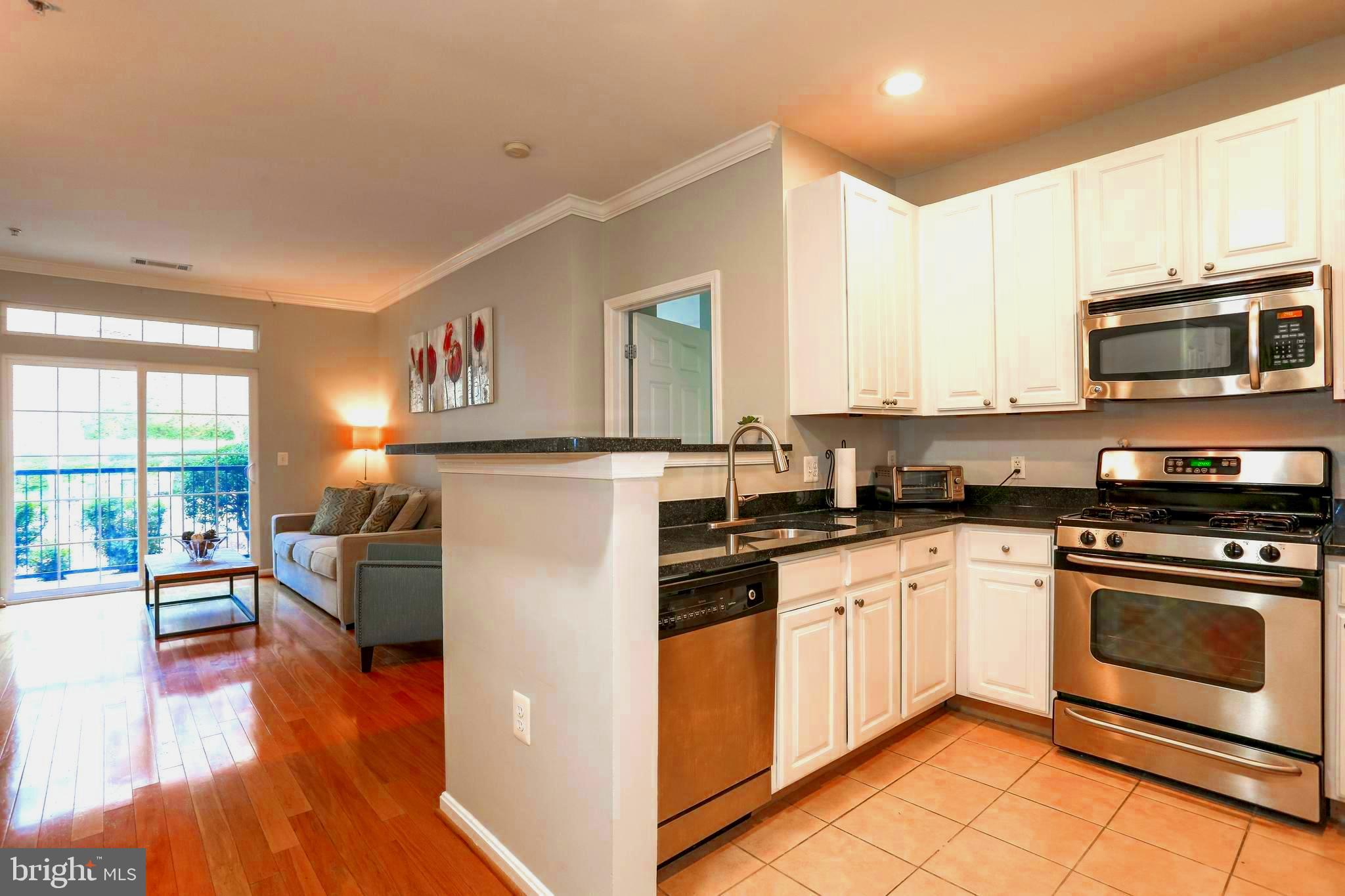 GROVE AT ARLINGTON - Residential